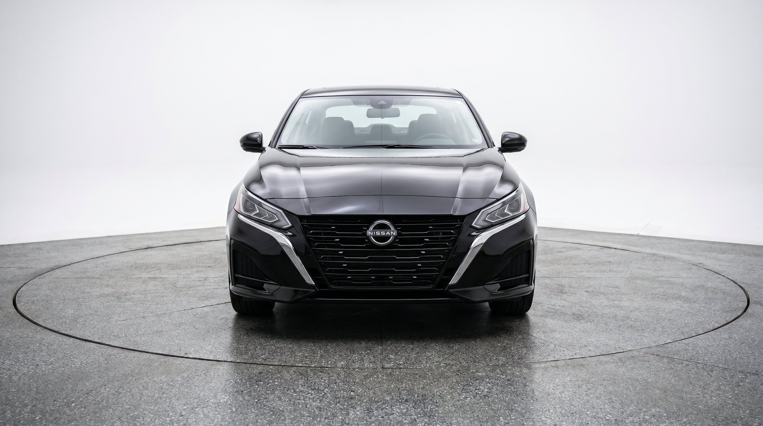 Thumbnail: 2025 Nissan Altima - 2