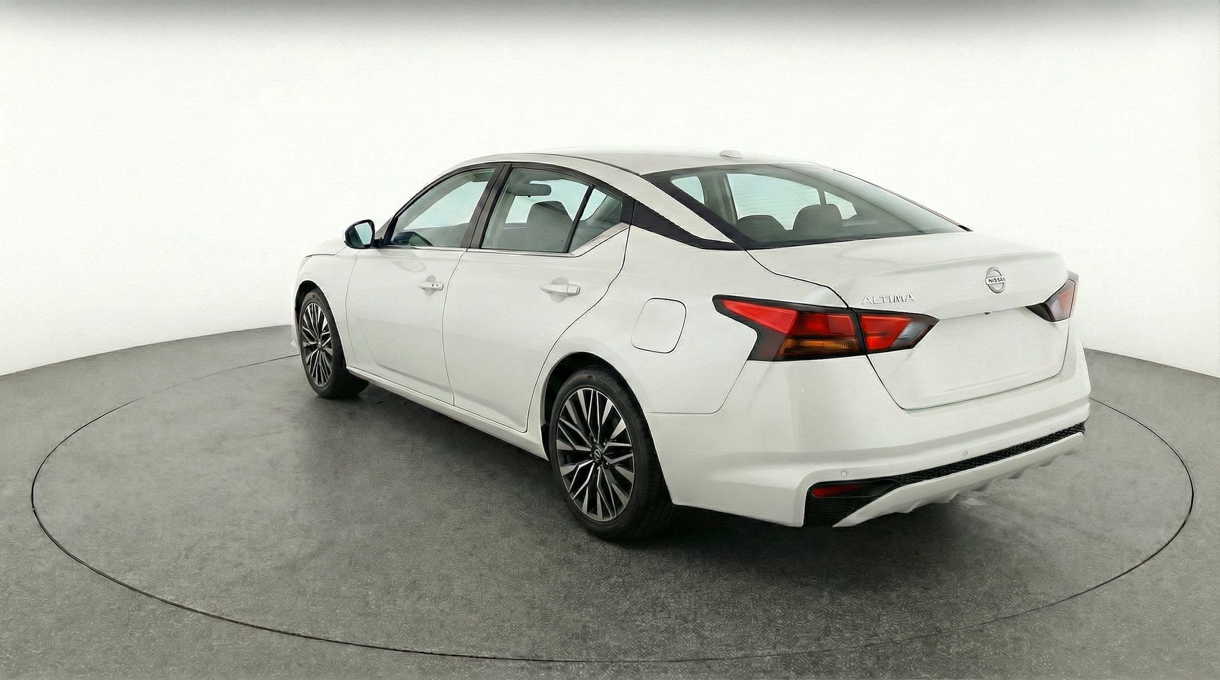 Thumbnail: 2025 Nissan Altima - 6