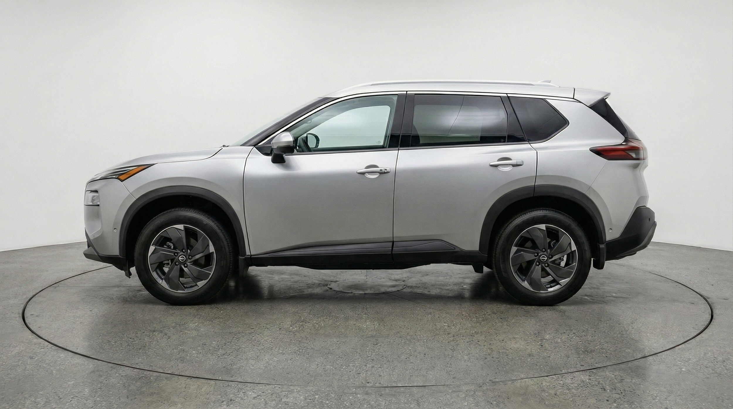 Thumbnail: 2025 Nissan Rogue - 5