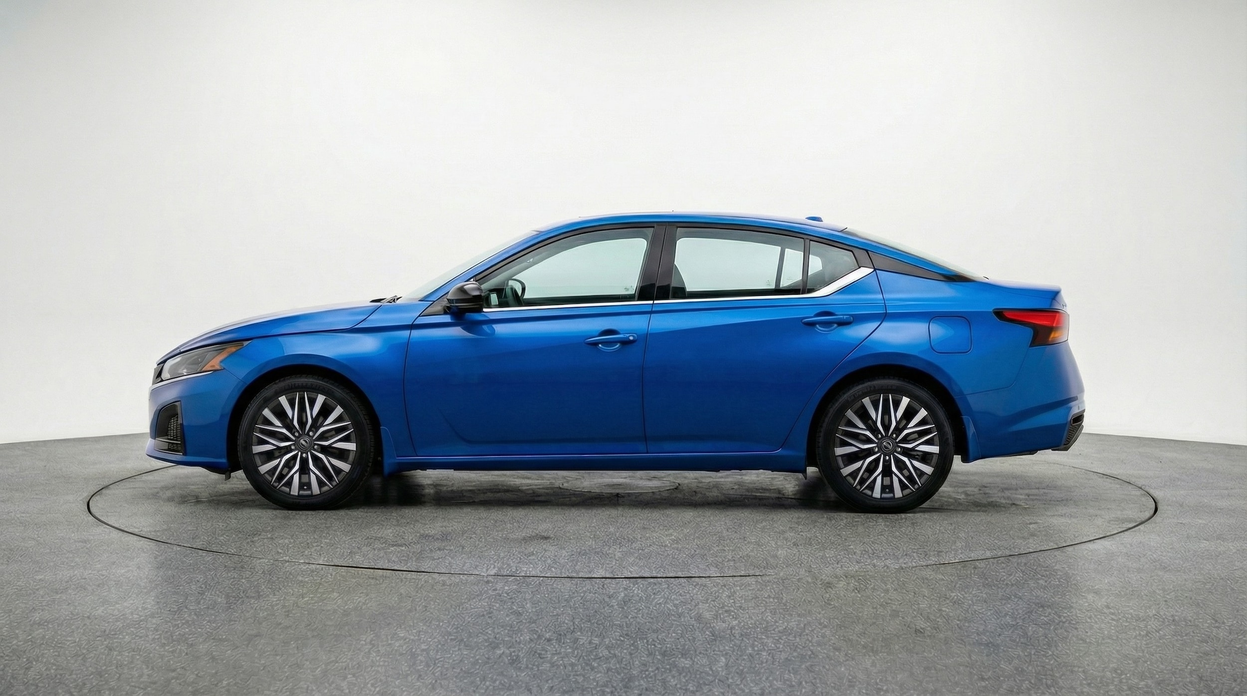 Thumbnail: 2025 Nissan Altima - 4