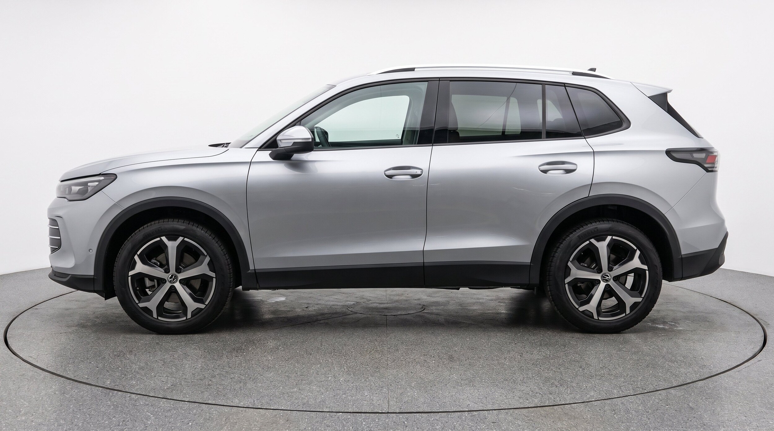 Thumbnail: 2026 Volkswagen Tiguan - 5