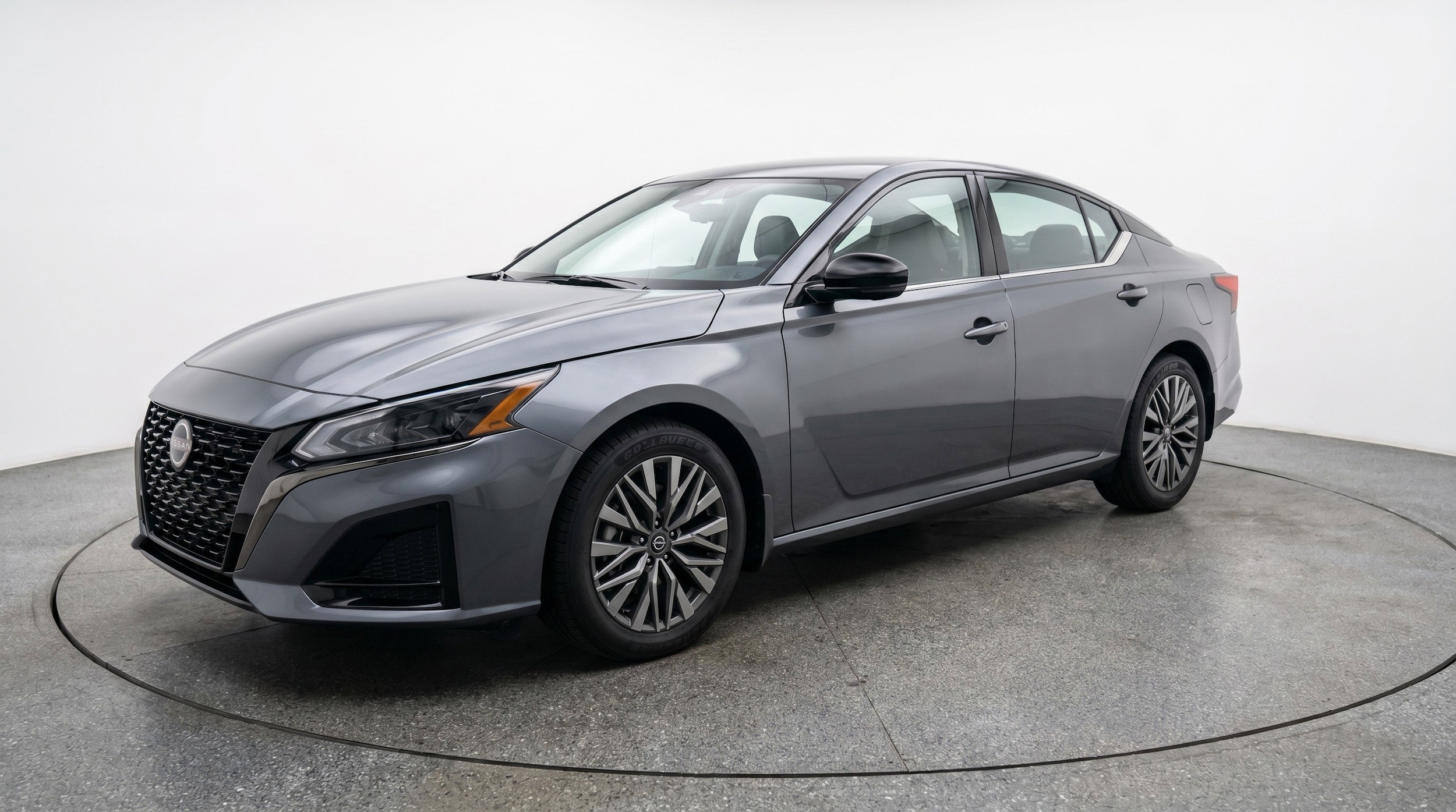 Thumbnail: 2025 Nissan Altima - 3