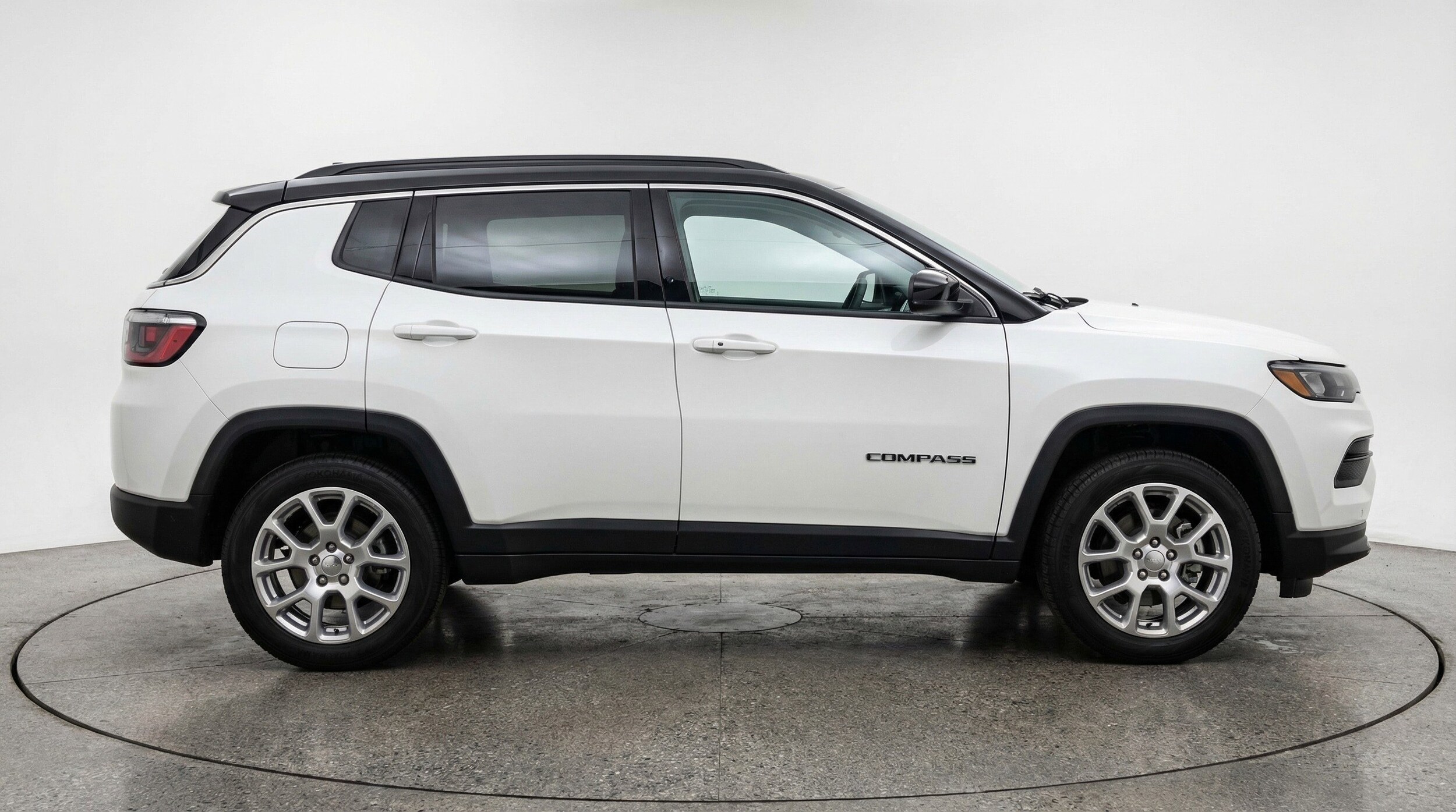 Thumbnail: 2025 Jeep Compass - 11