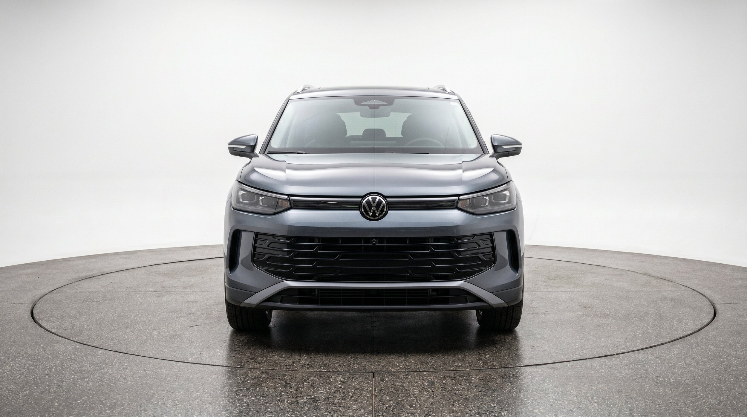 Thumbnail: 2026 Volkswagen Tiguan - 2