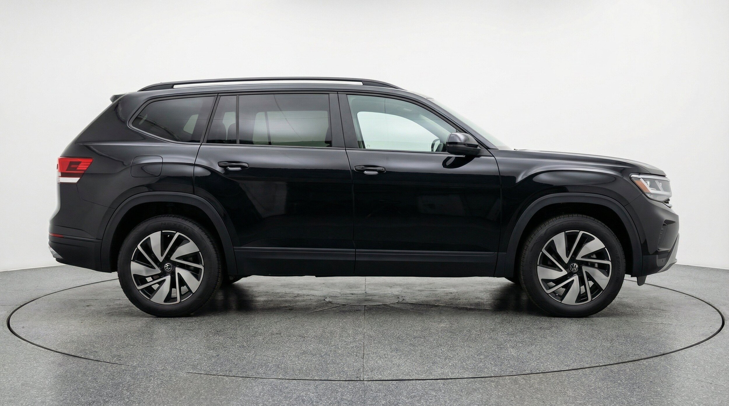 Thumbnail: 2026 Volkswagen Atlas - 11
