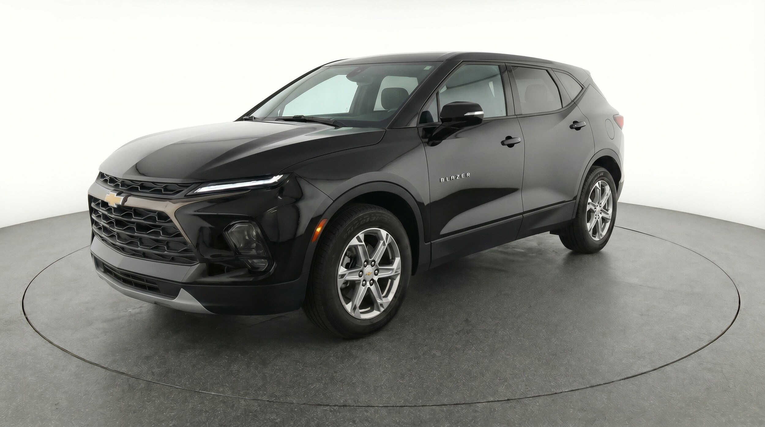 Thumbnail: 2025 Chevrolet Blazer - 3