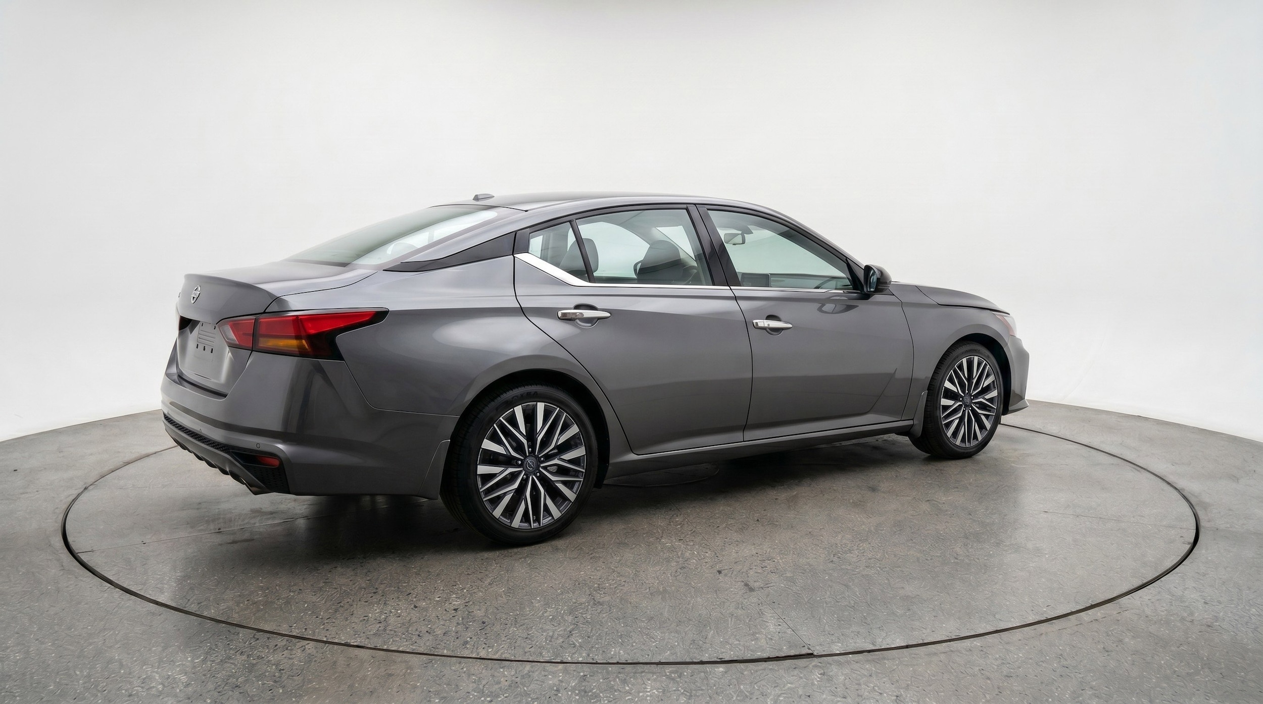 Thumbnail: 2025 Nissan Altima - 9