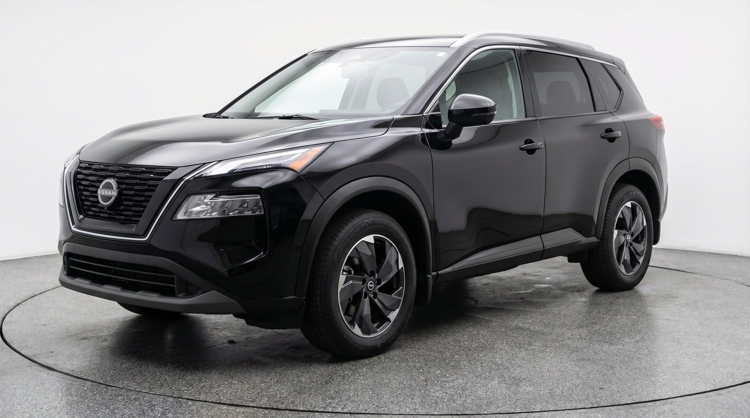 Thumbnail: 2025 Nissan Rogue - 3