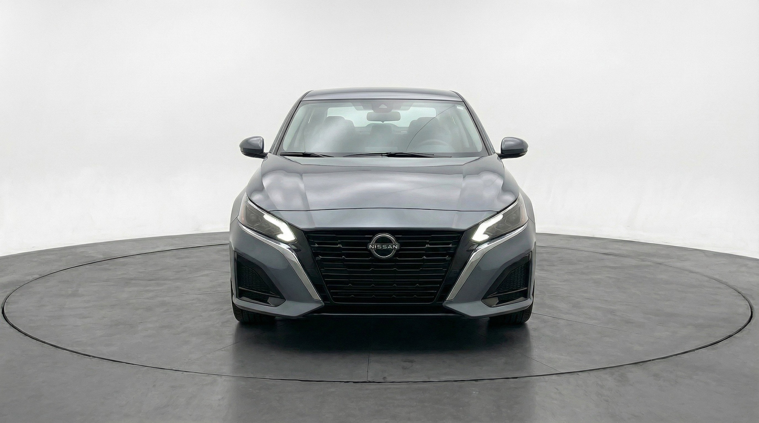 Thumbnail: 2025 Nissan Altima - 2