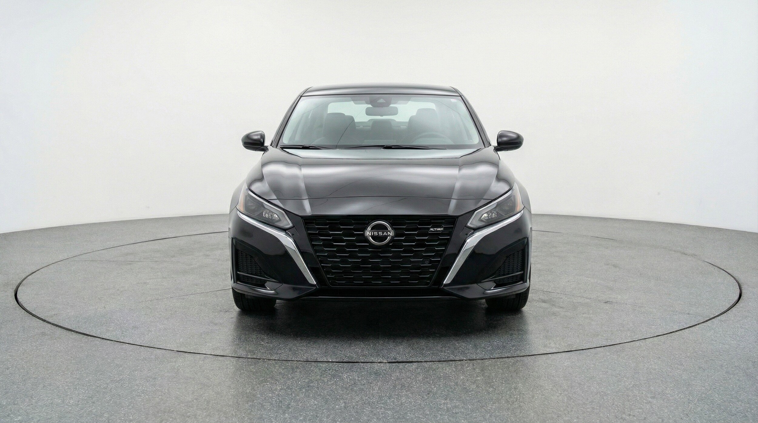 Thumbnail: 2025 Nissan Altima - 2