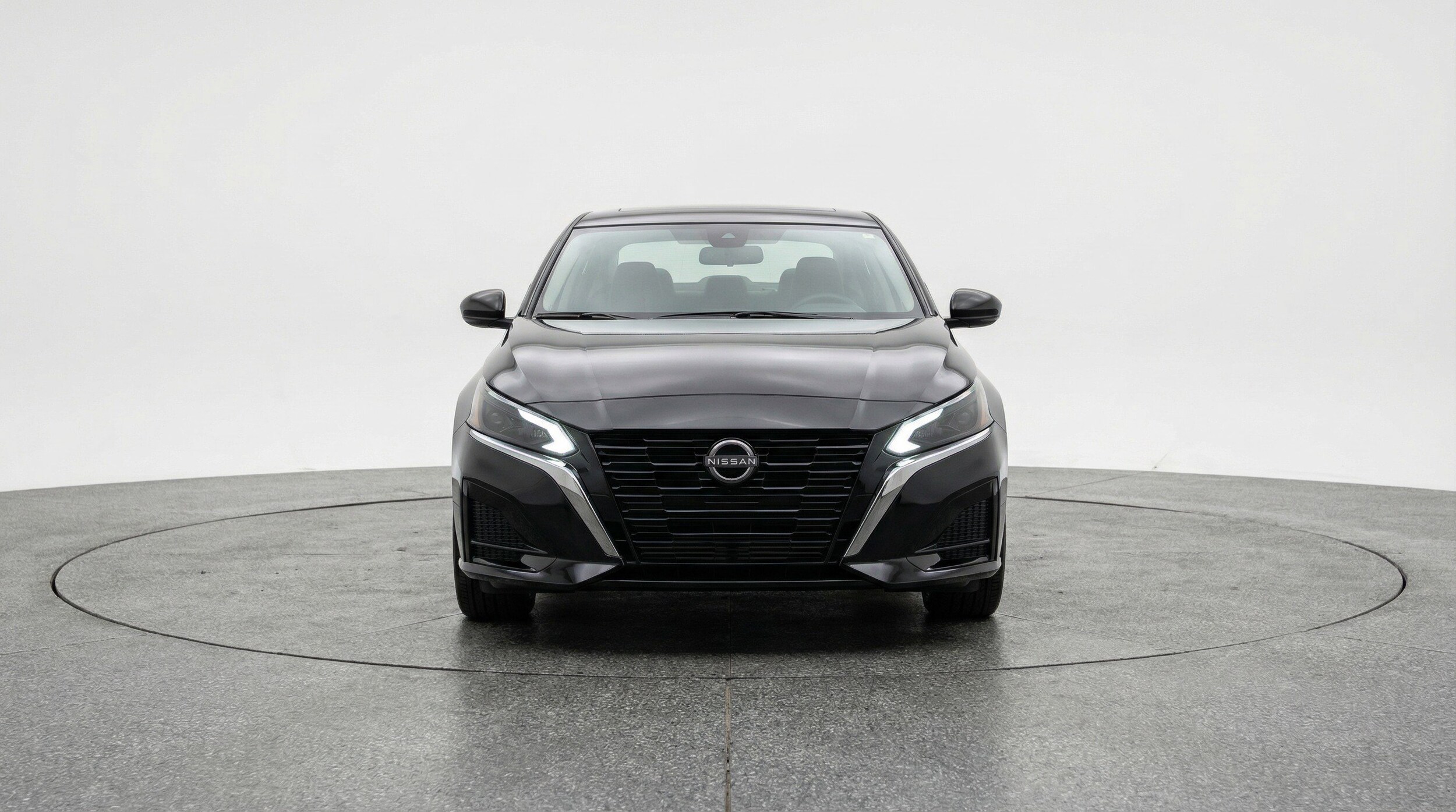 Thumbnail: 2025 Nissan Altima - 2
