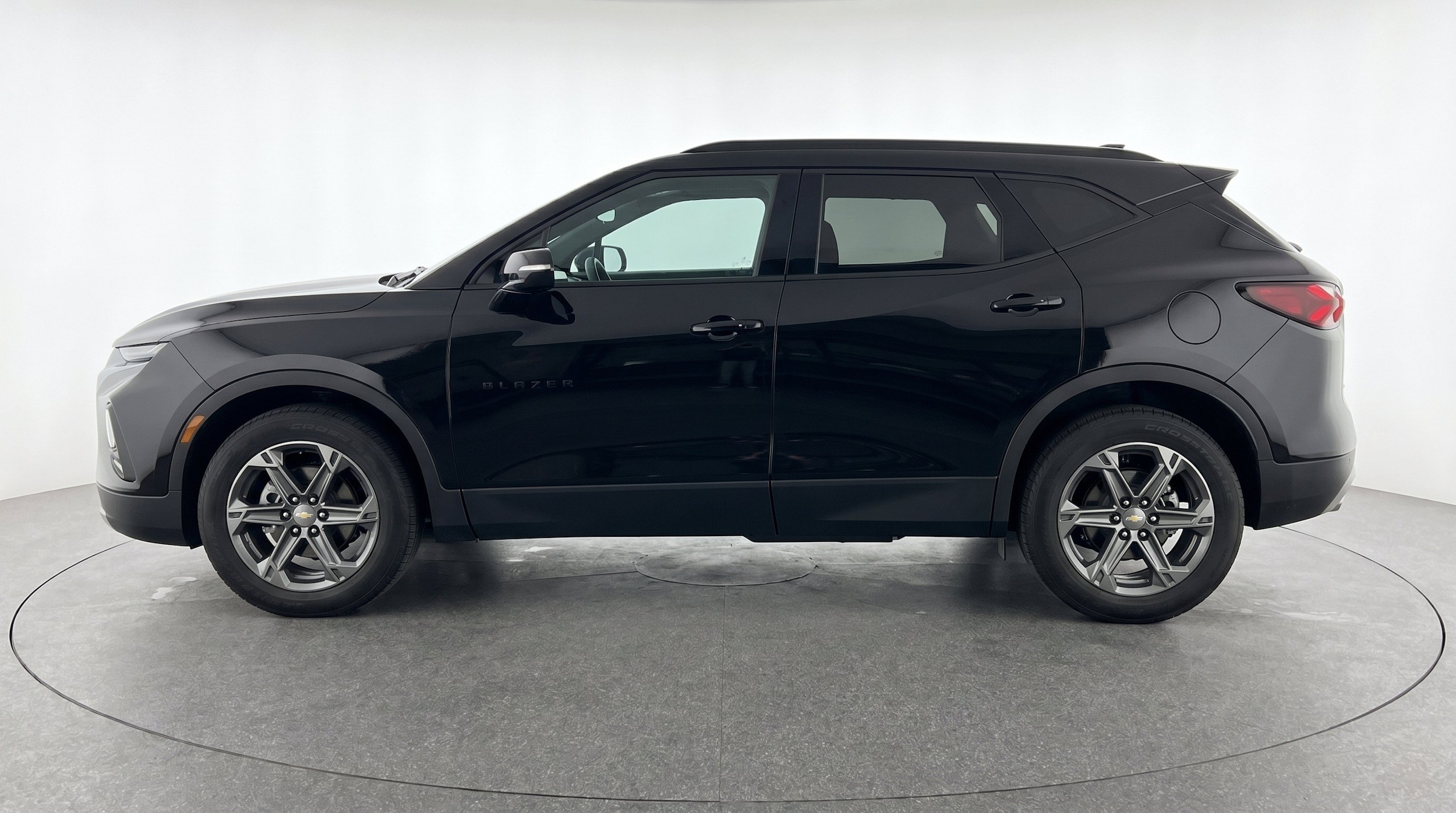 Thumbnail: 2025 Chevrolet Blazer - 5