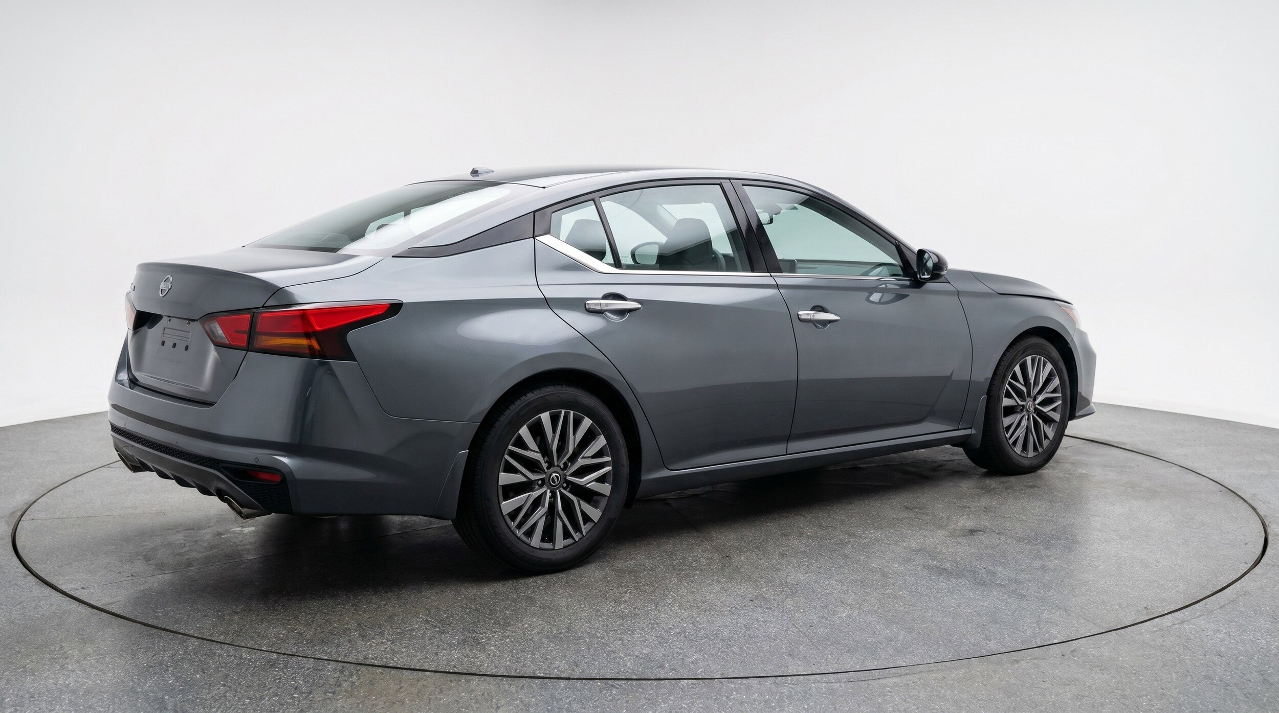 Thumbnail: 2025 Nissan Altima - 9