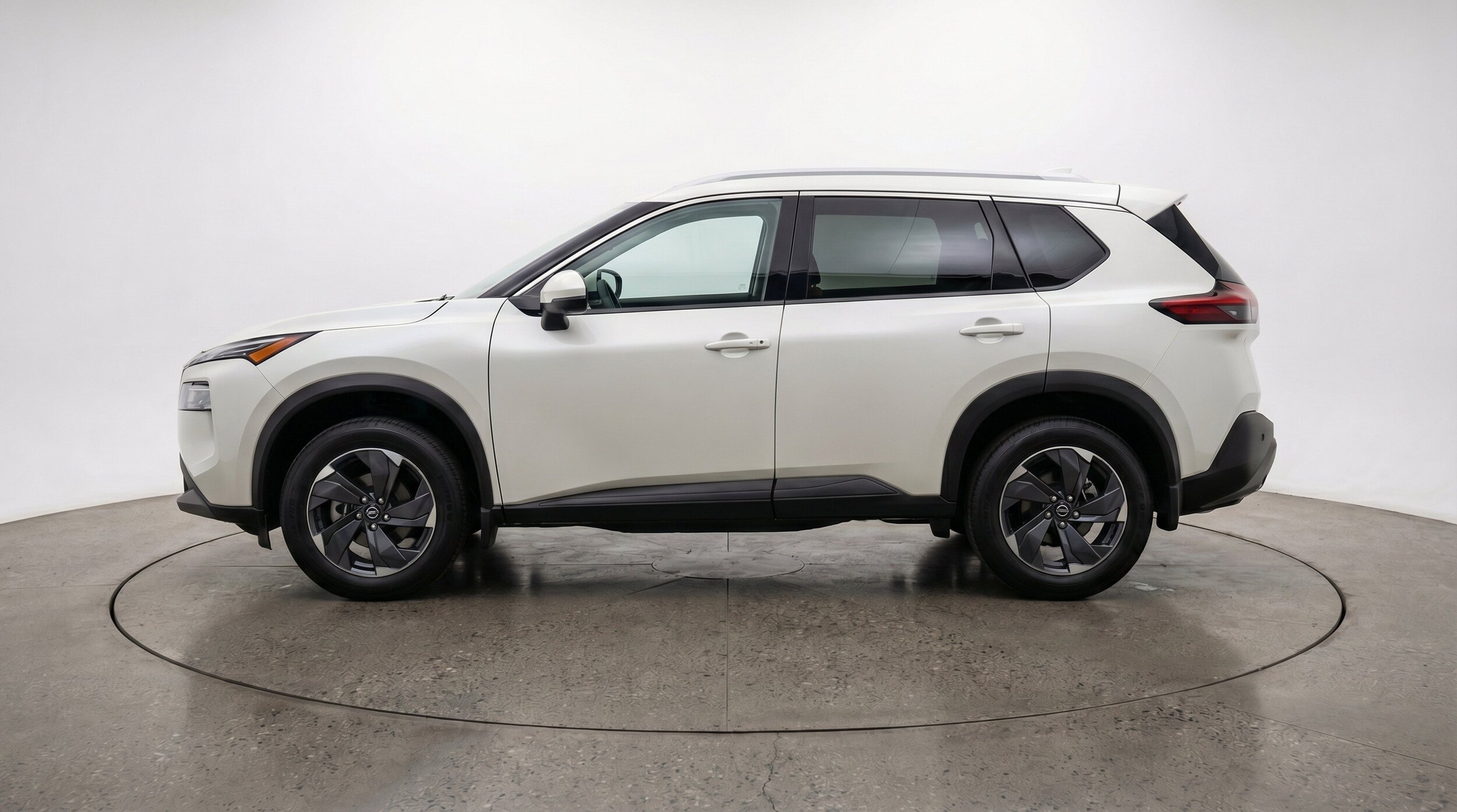 Thumbnail: 2025 Nissan Rogue - 5