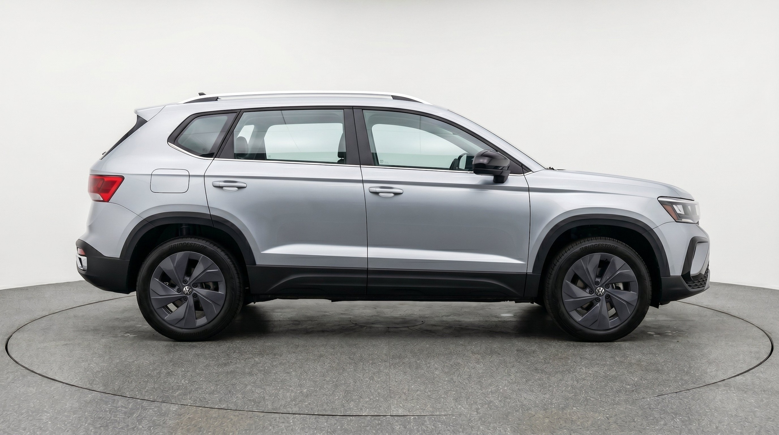 Thumbnail: 2026 Volkswagen Taos - 10