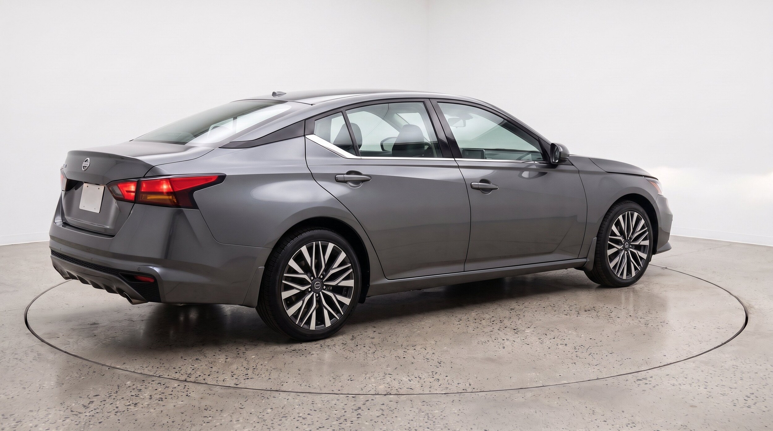 Thumbnail: 2025 Nissan Altima - 9