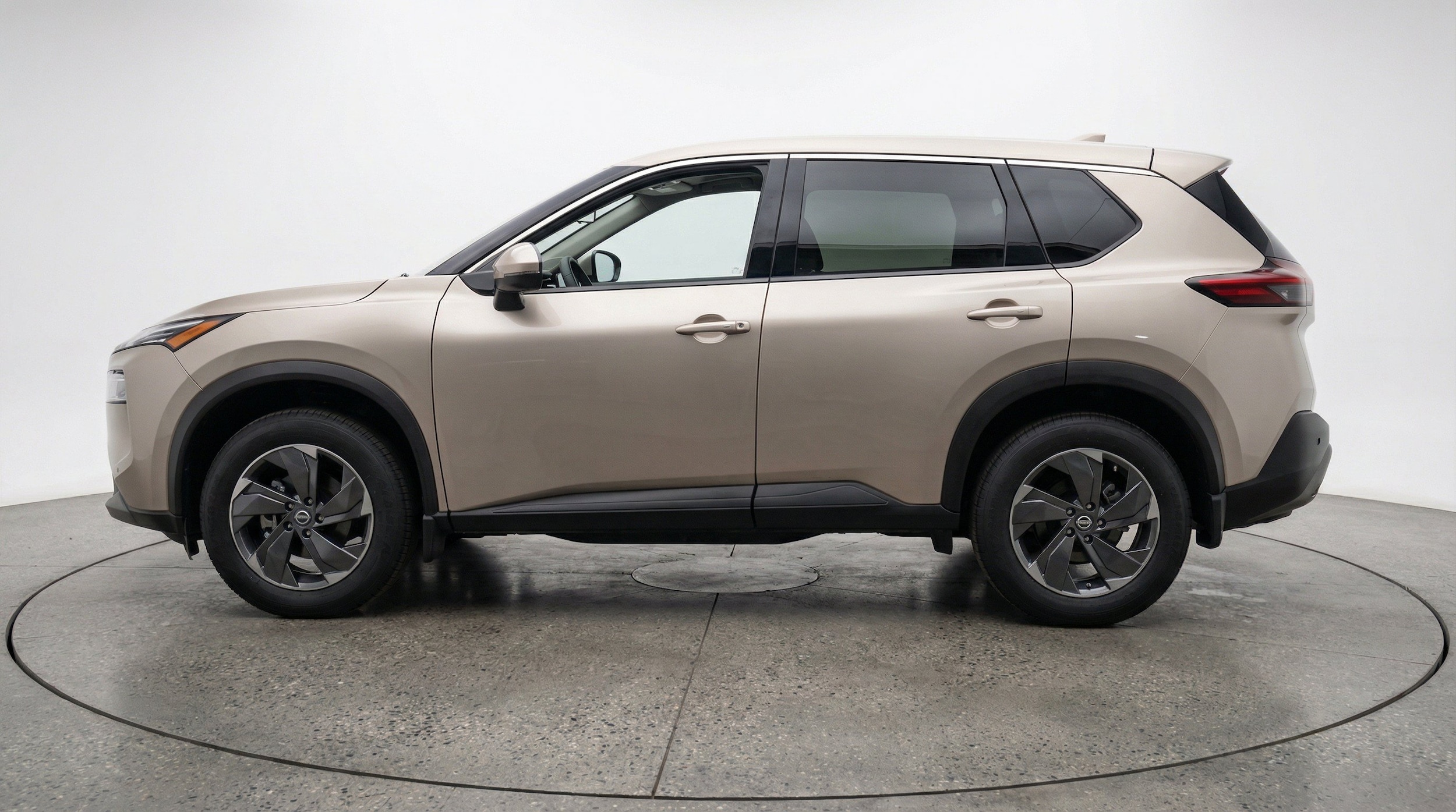 Thumbnail: 2025 Nissan Rogue - 5