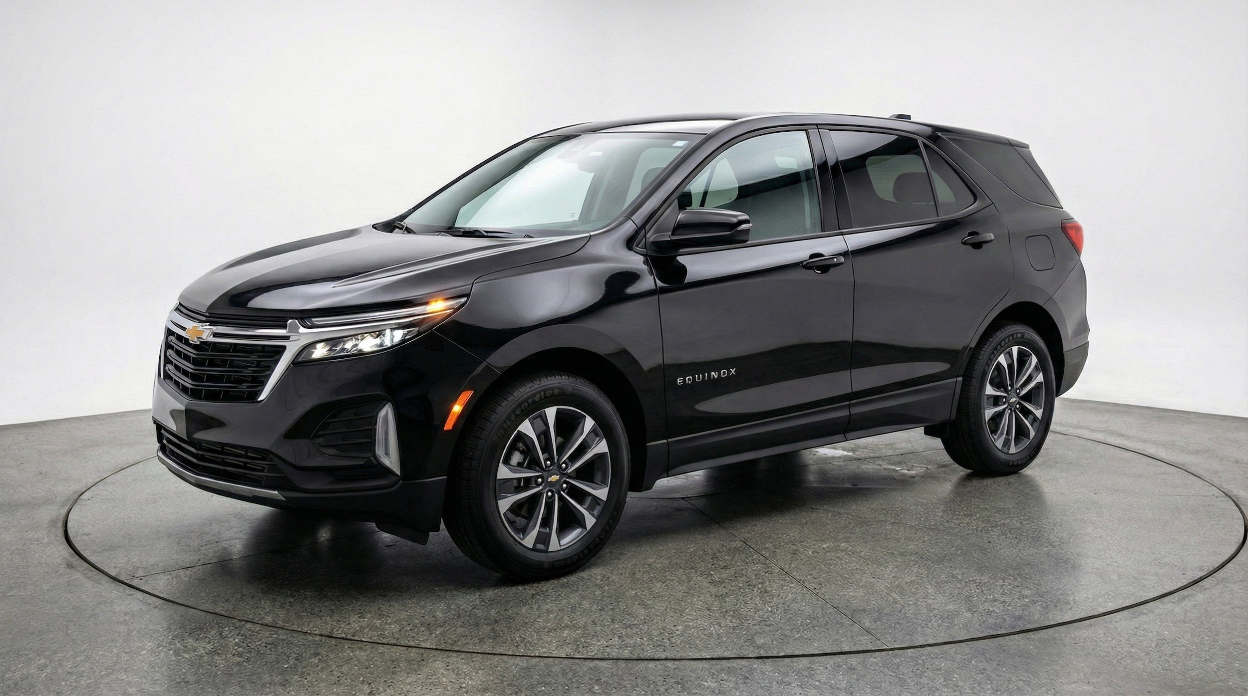 Thumbnail: 2025 Chevrolet Equinox - 3