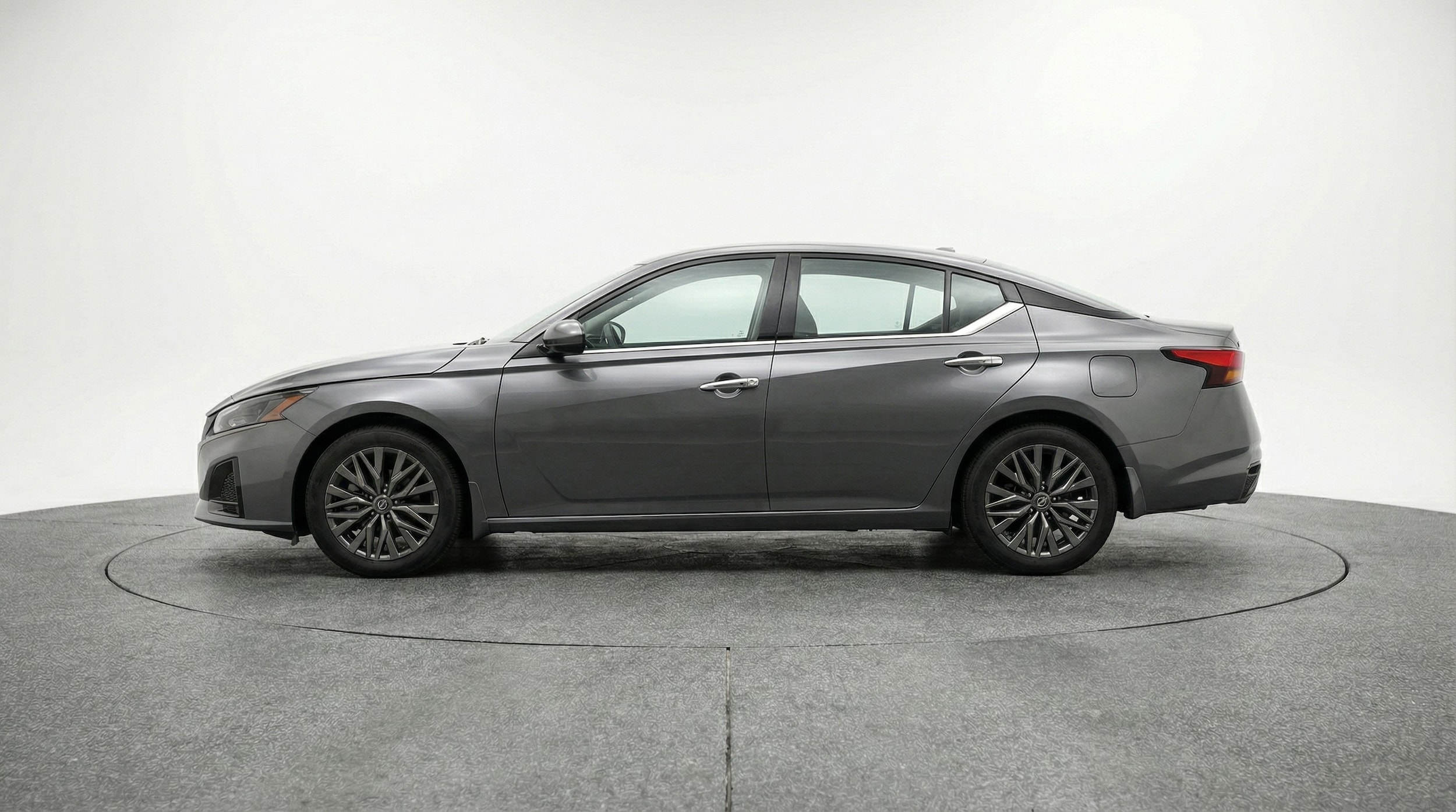 Thumbnail: 2025 Nissan Altima - 4