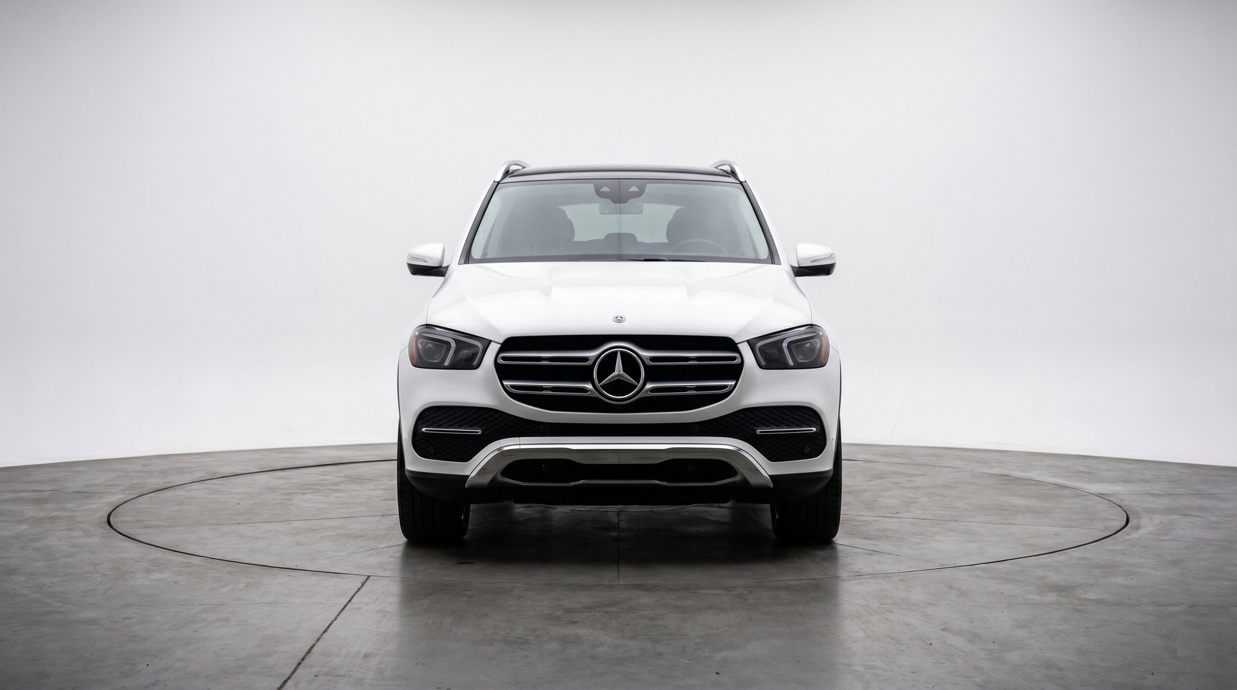 Thumbnail: 2026 Mercedes-Benz GLE - 2