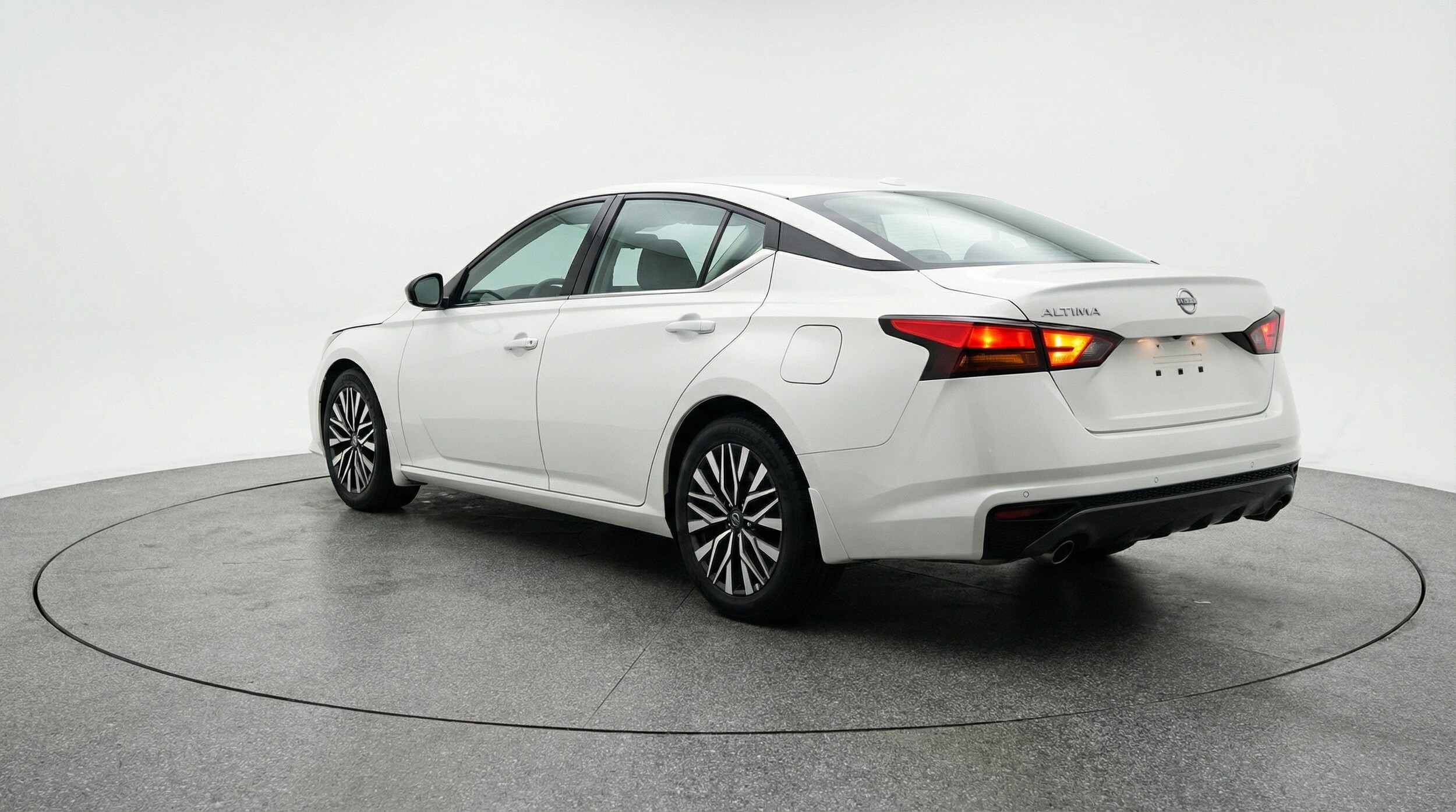 Thumbnail: 2025 Nissan Altima - 6