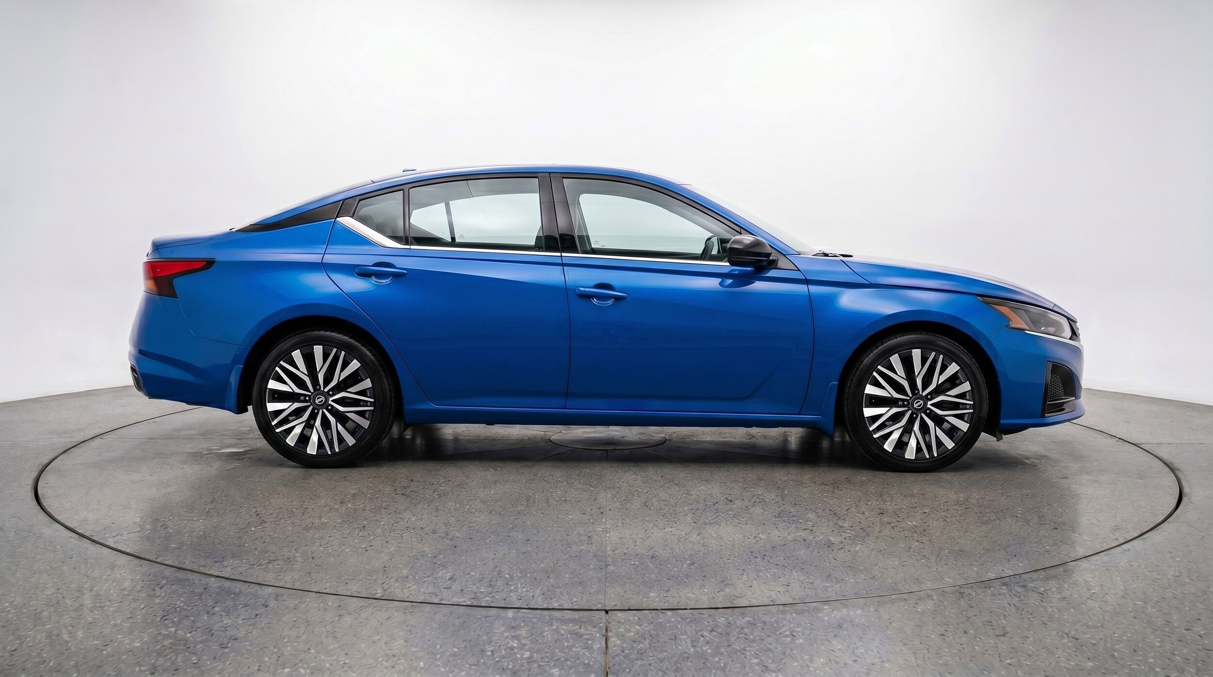 Thumbnail: 2025 Nissan Altima - 11