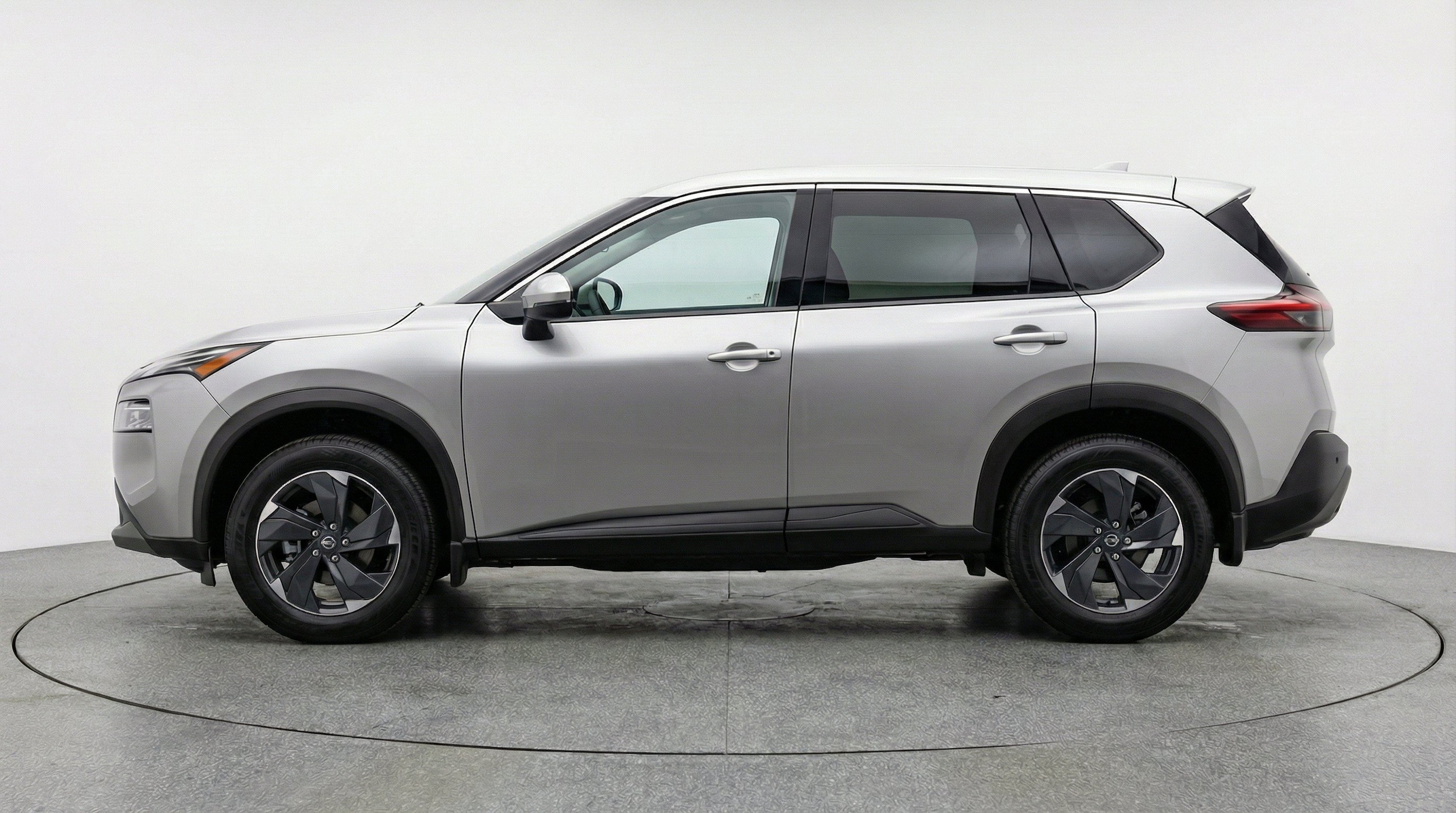 Thumbnail: 2025 Nissan Rogue - 5