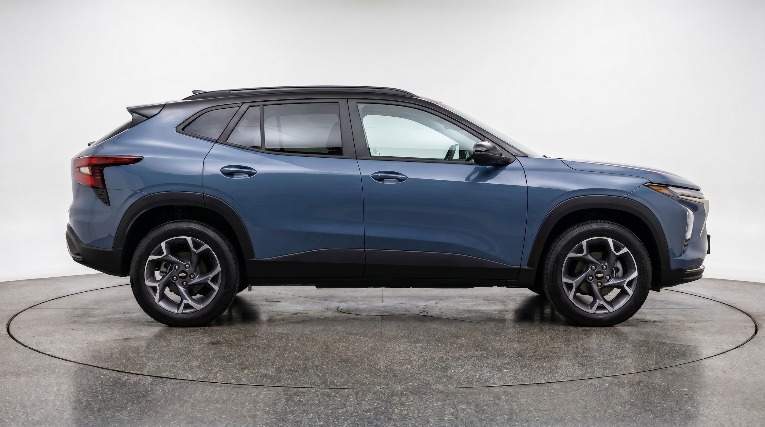 Thumbnail: 2025 Chevrolet Trax - 11
