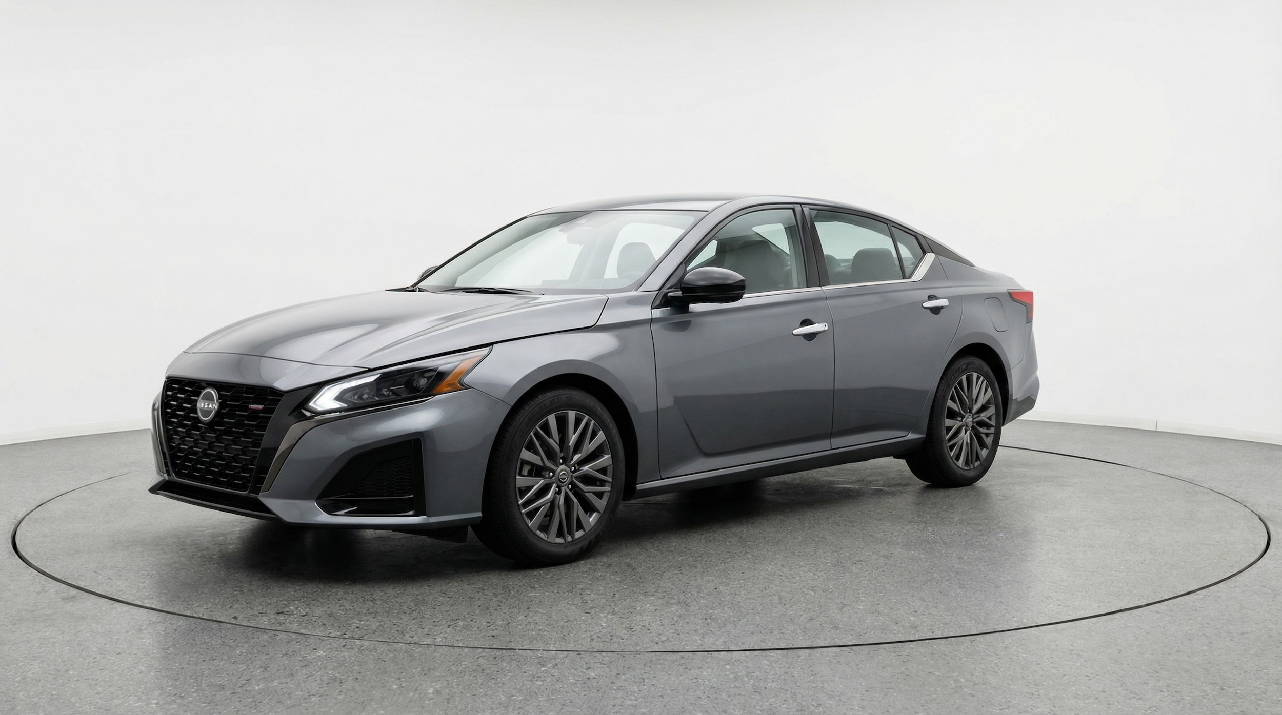 Thumbnail: 2025 Nissan Altima - 3