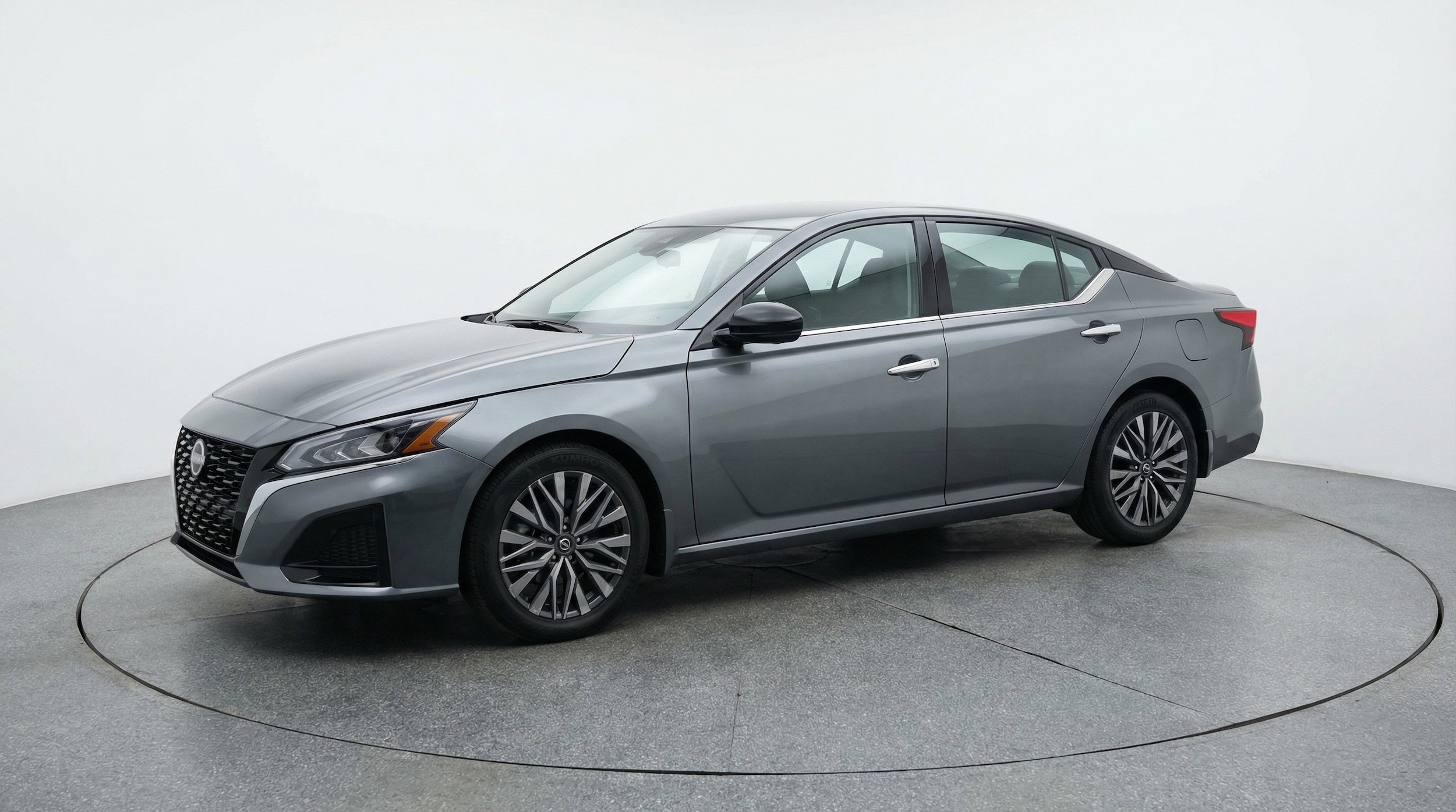 Thumbnail: 2025 Nissan Altima - 3