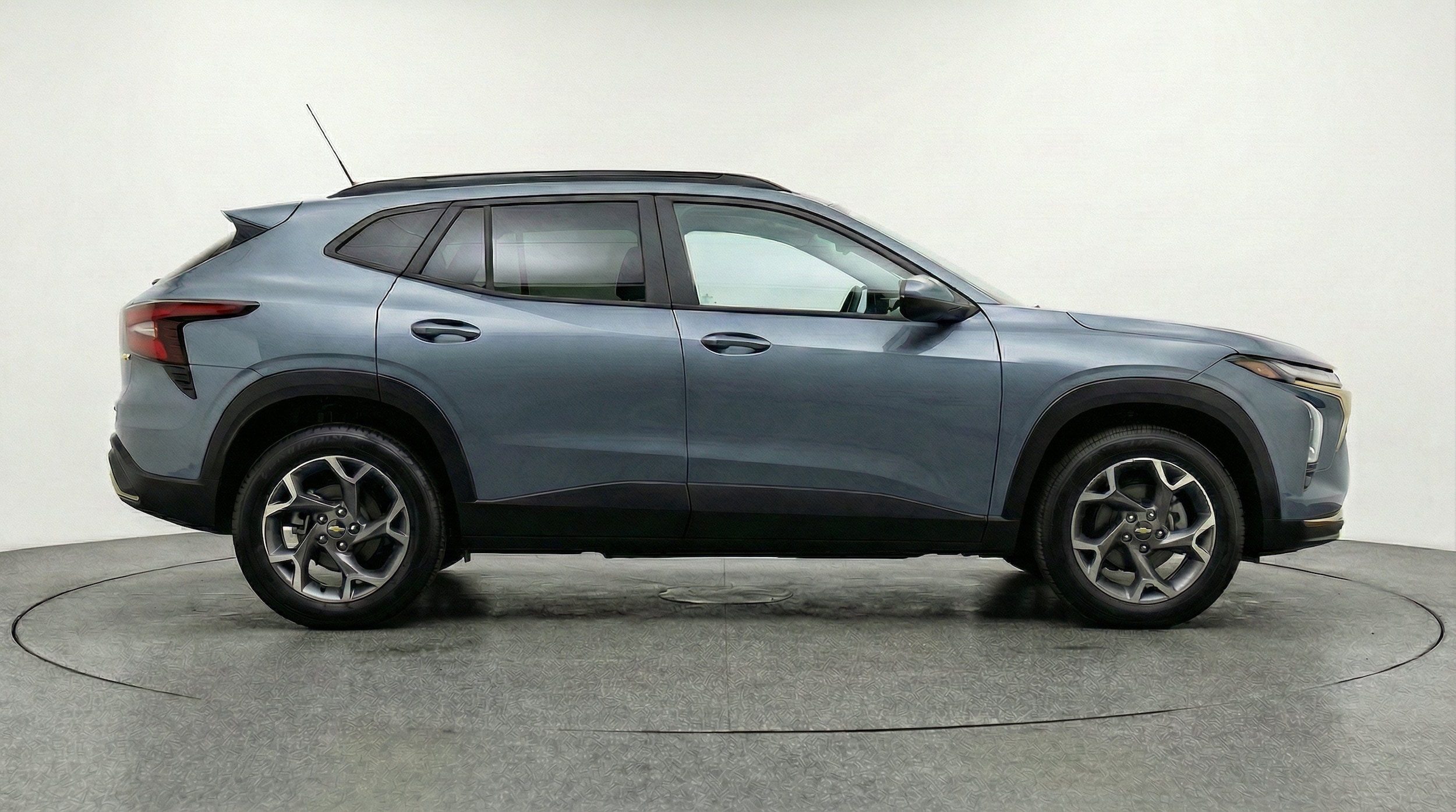 Thumbnail: 2025 Chevrolet Trax - 11