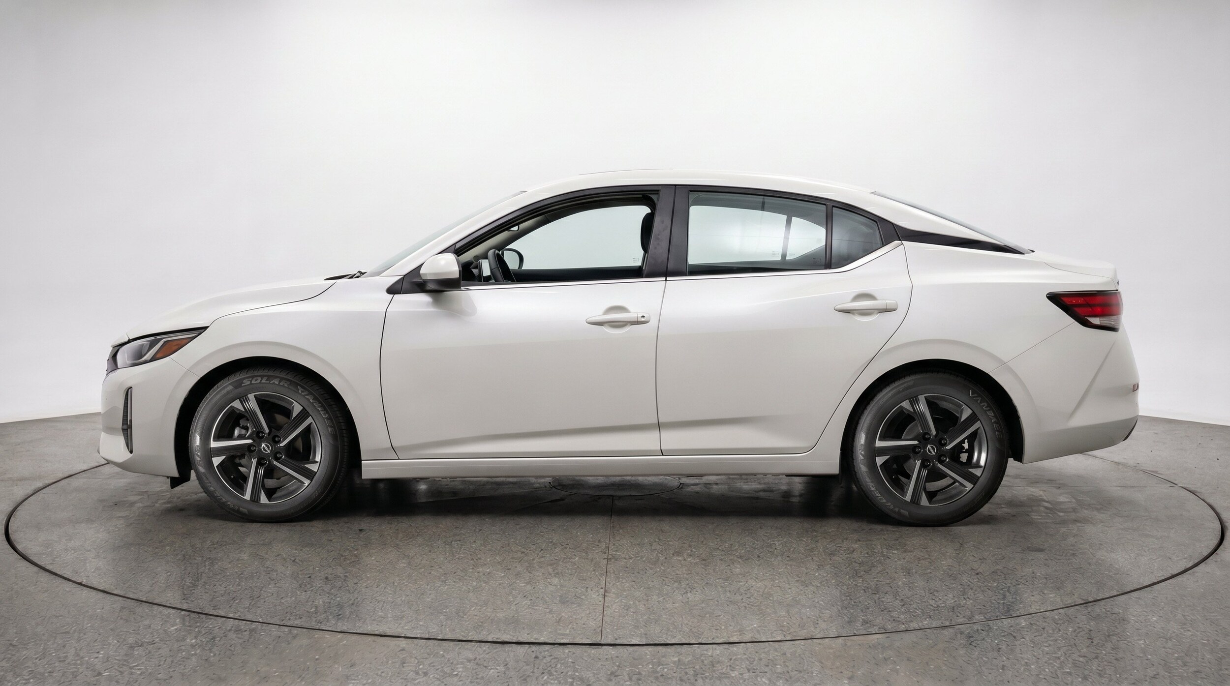 Thumbnail: 2025 Nissan Sentra - 5