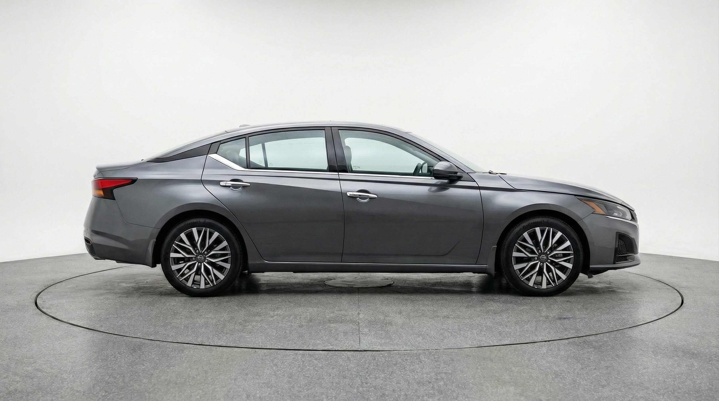 Thumbnail: 2025 Nissan Altima - 11