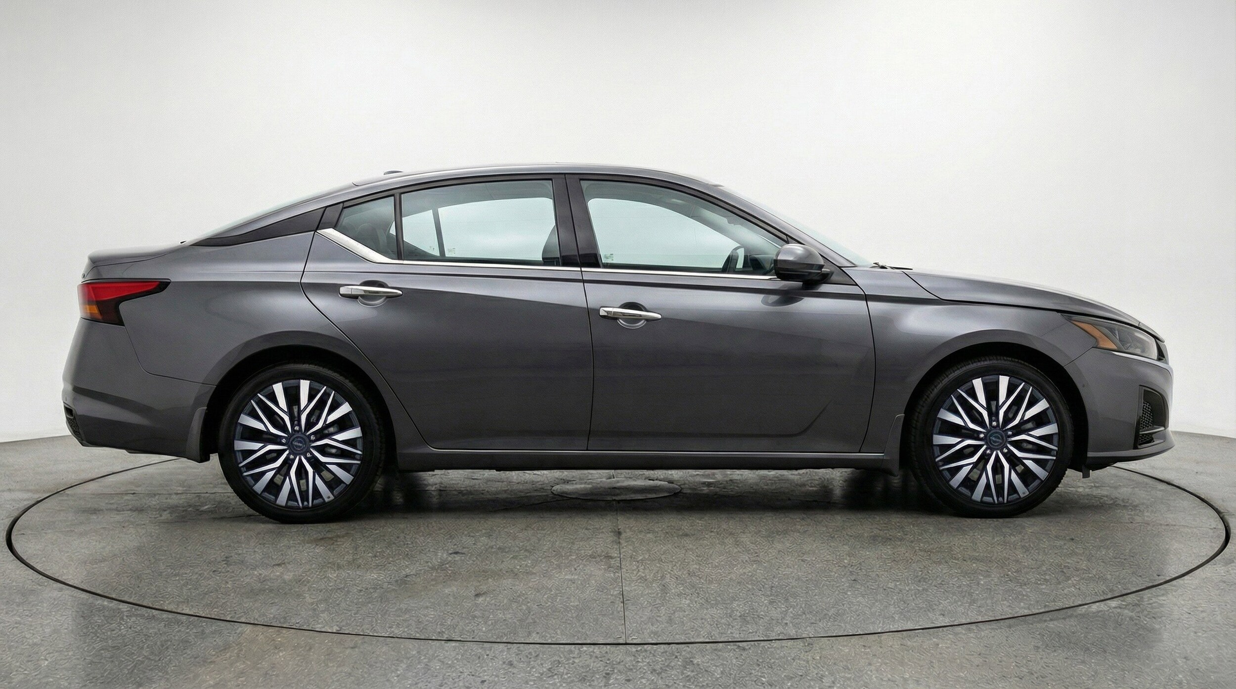 Thumbnail: 2025 Nissan Altima - 11