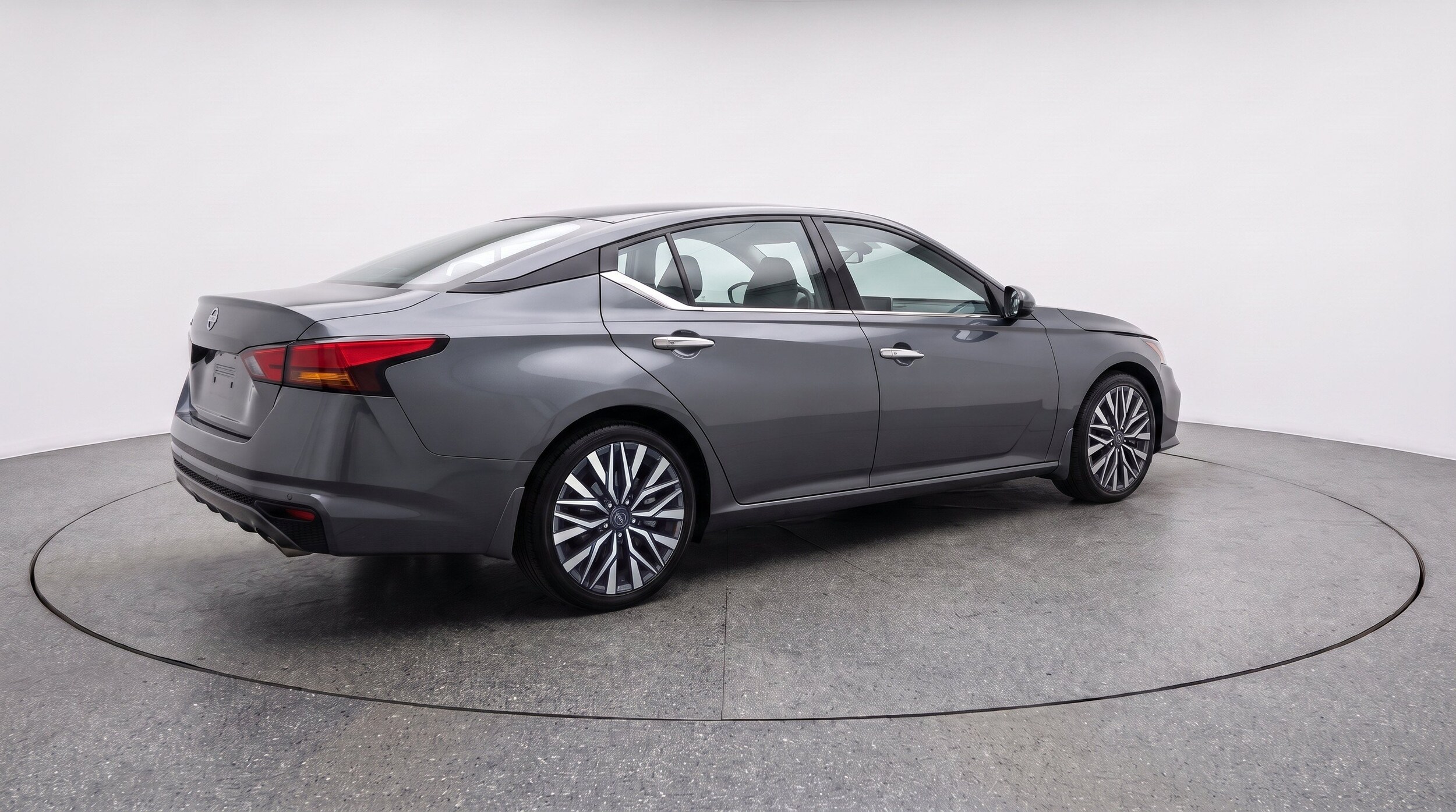 Thumbnail: 2025 Nissan Altima - 9