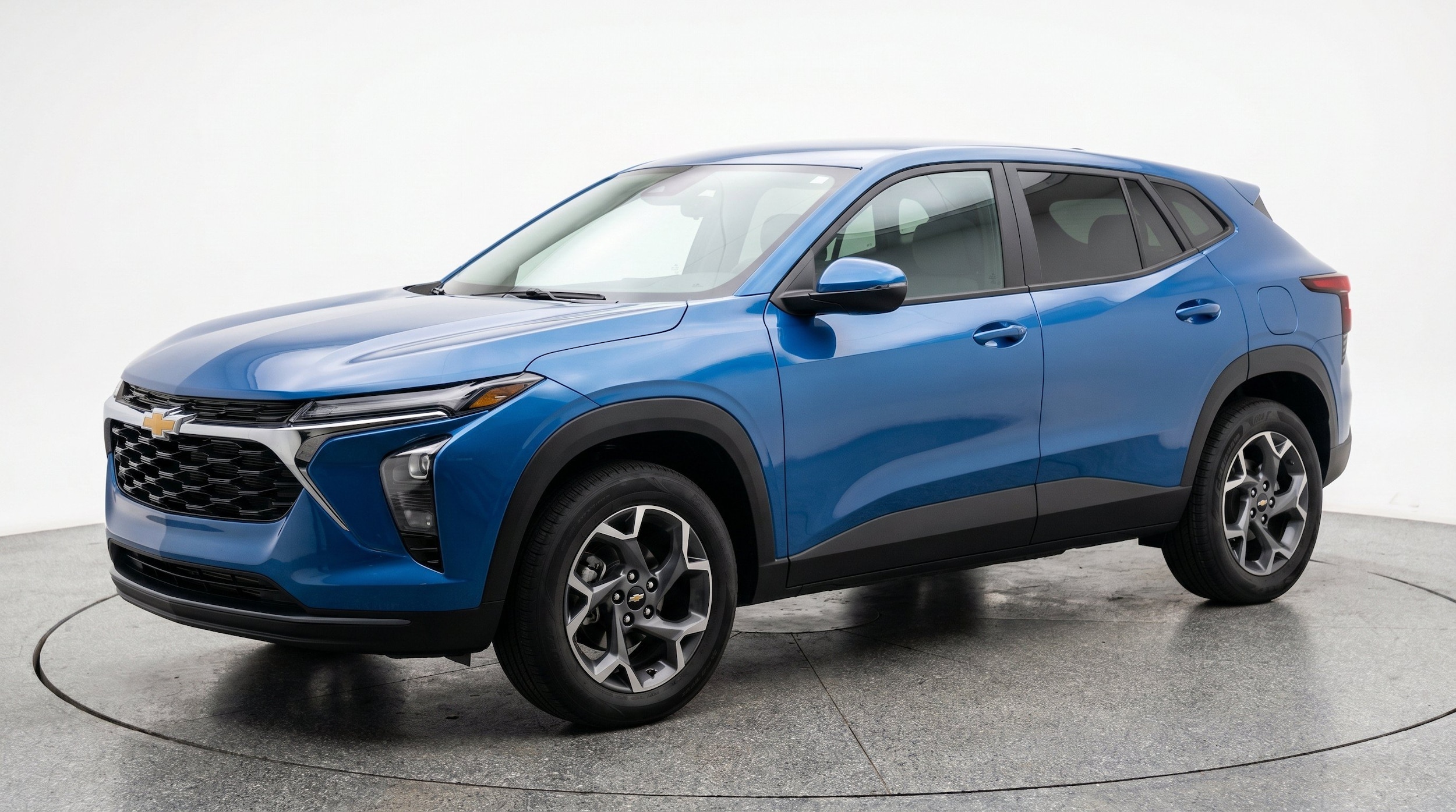 Thumbnail: 2025 Chevrolet Trax - 3