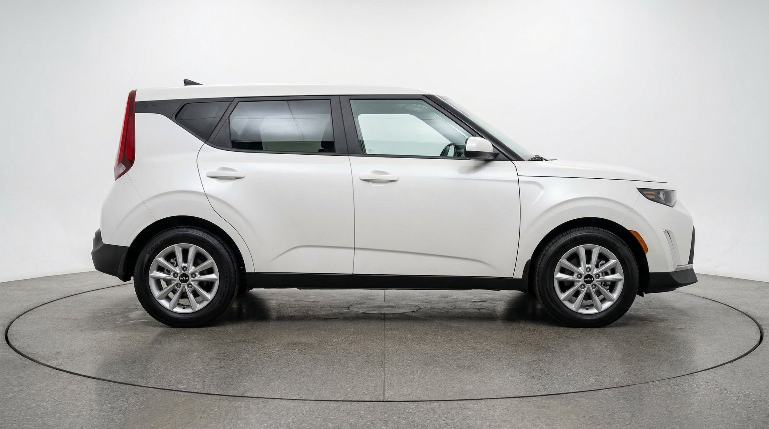 Thumbnail: 2025 Kia Soul - 11