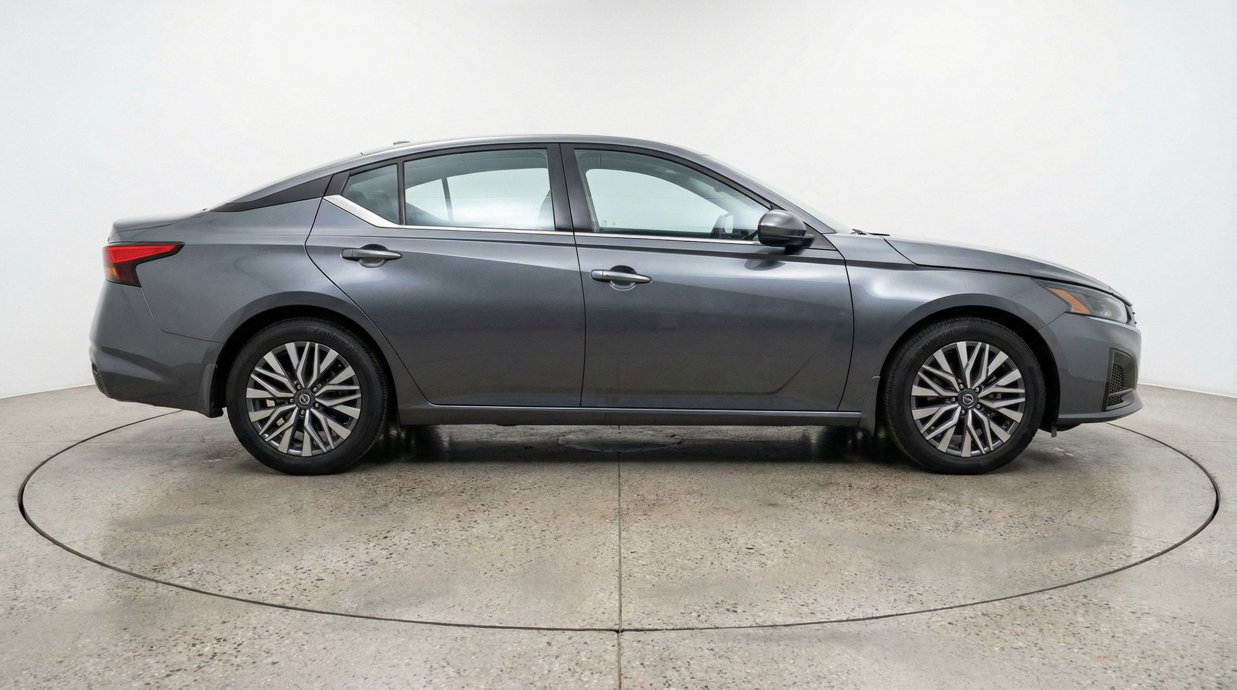 Thumbnail: 2025 Nissan Altima - 8