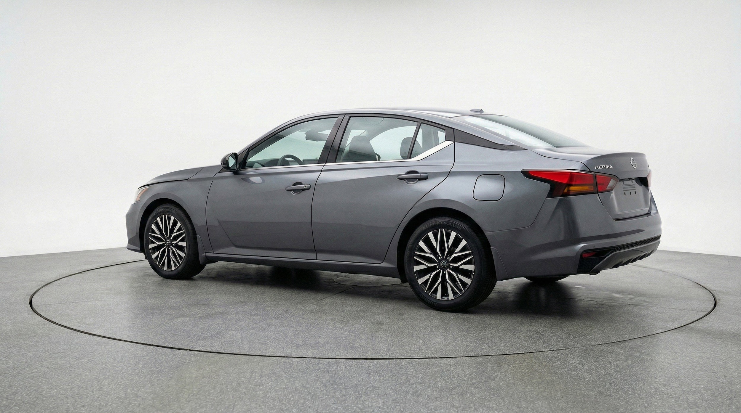 Thumbnail: 2025 Nissan Altima - 6