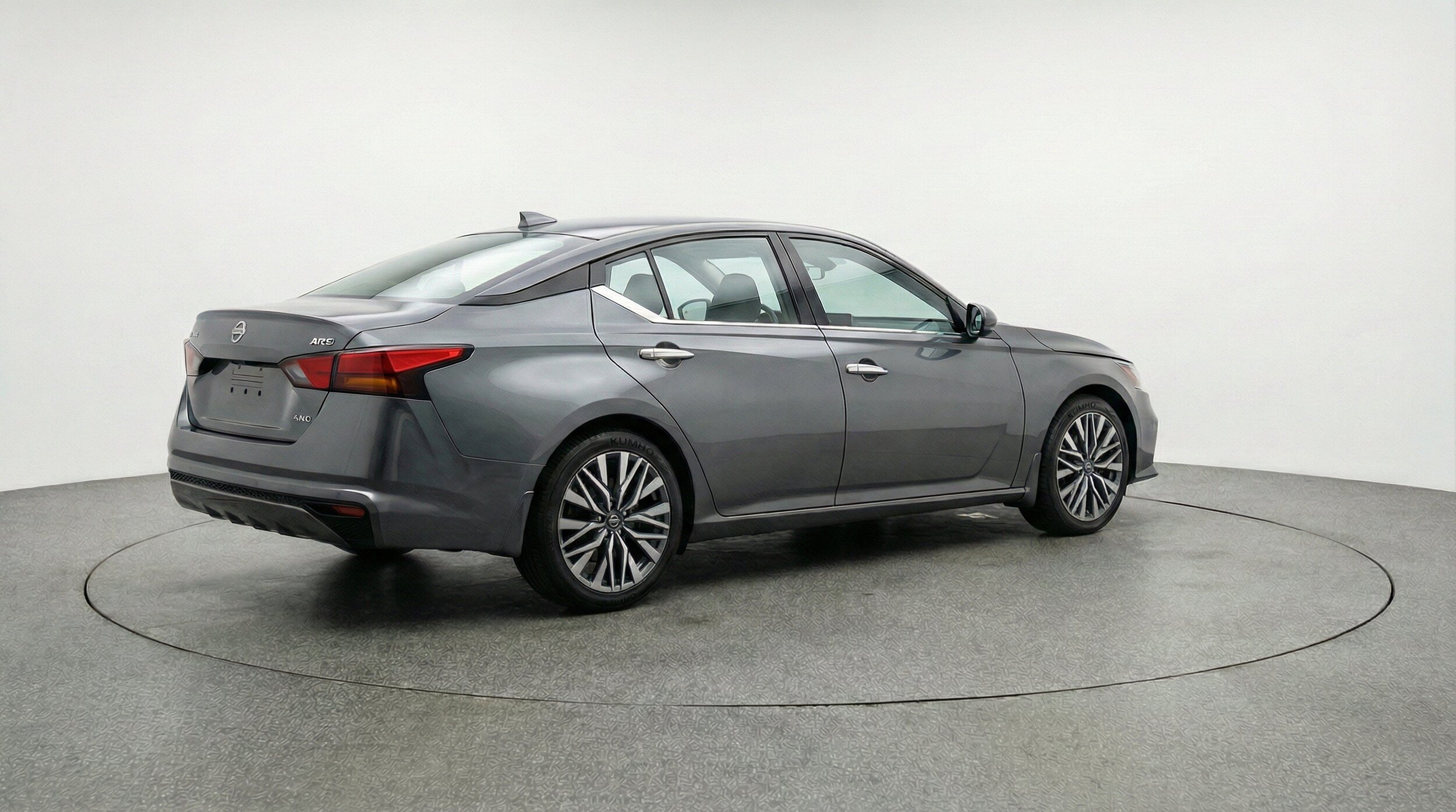 Thumbnail: 2025 Nissan Altima - 9