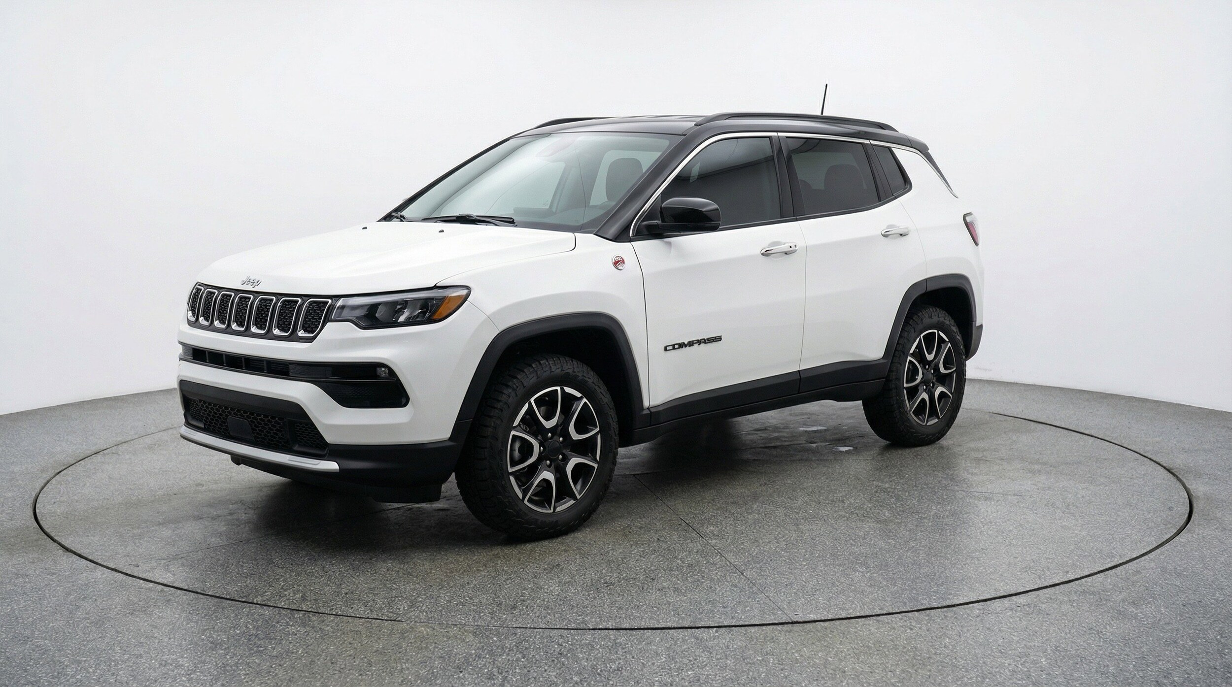Thumbnail: 2025 Jeep Compass - 3