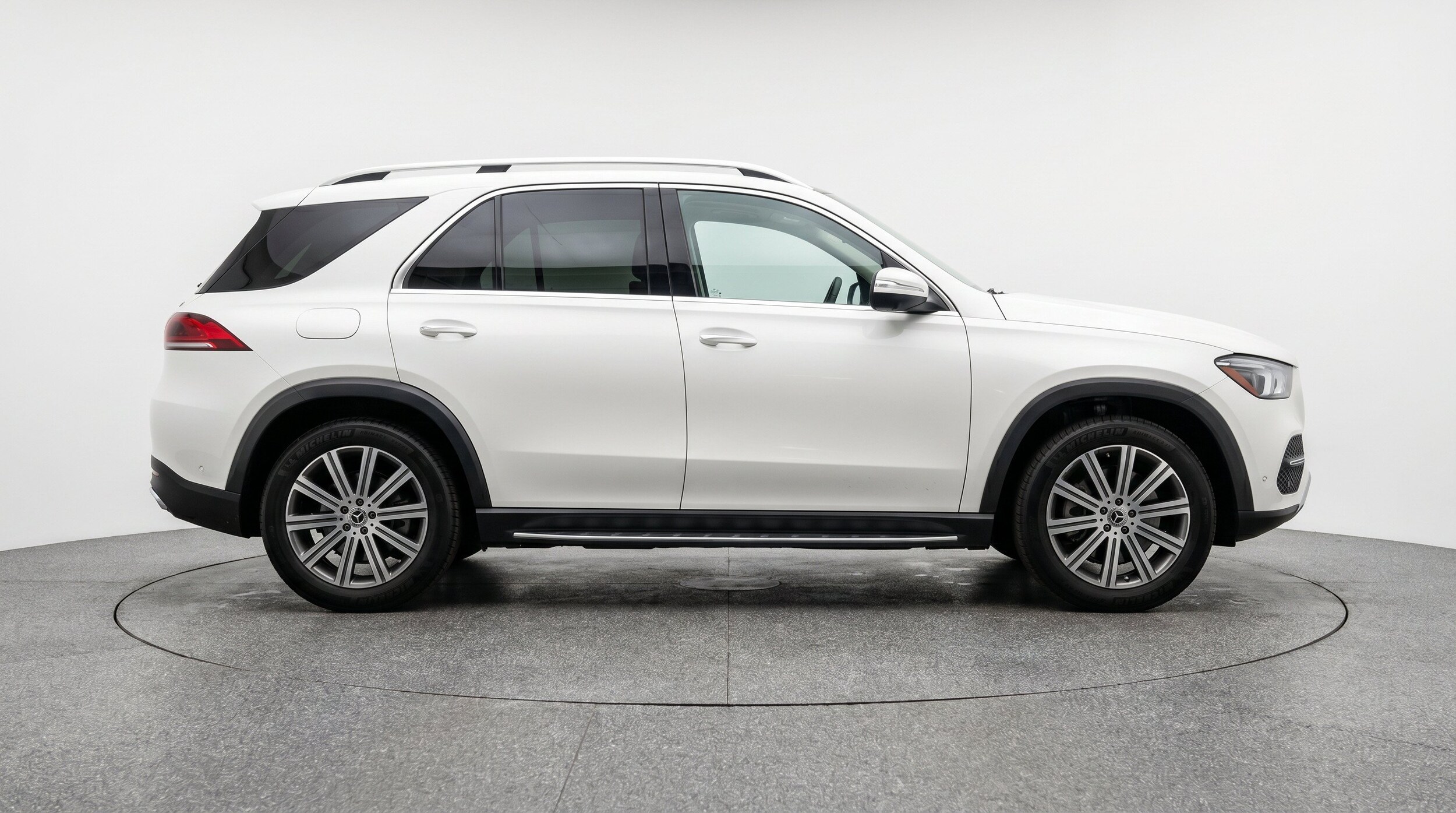 Thumbnail: 2026 Mercedes-Benz GLE - 11