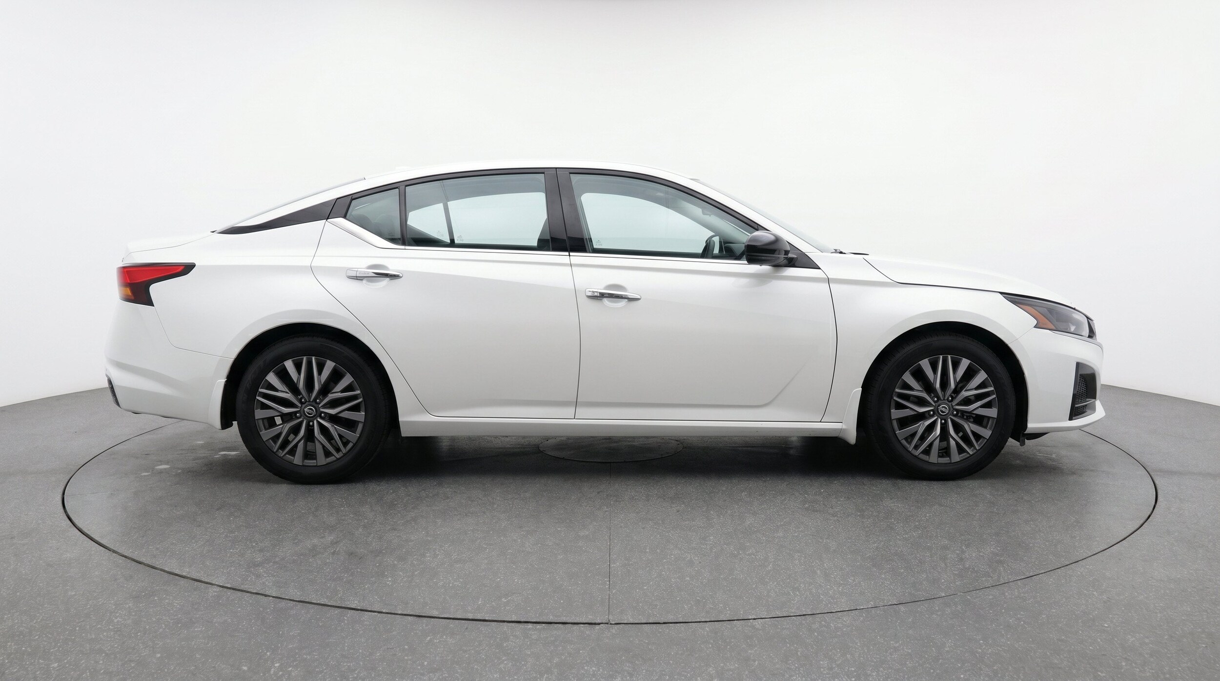 Thumbnail: 2025 Nissan Altima - 11