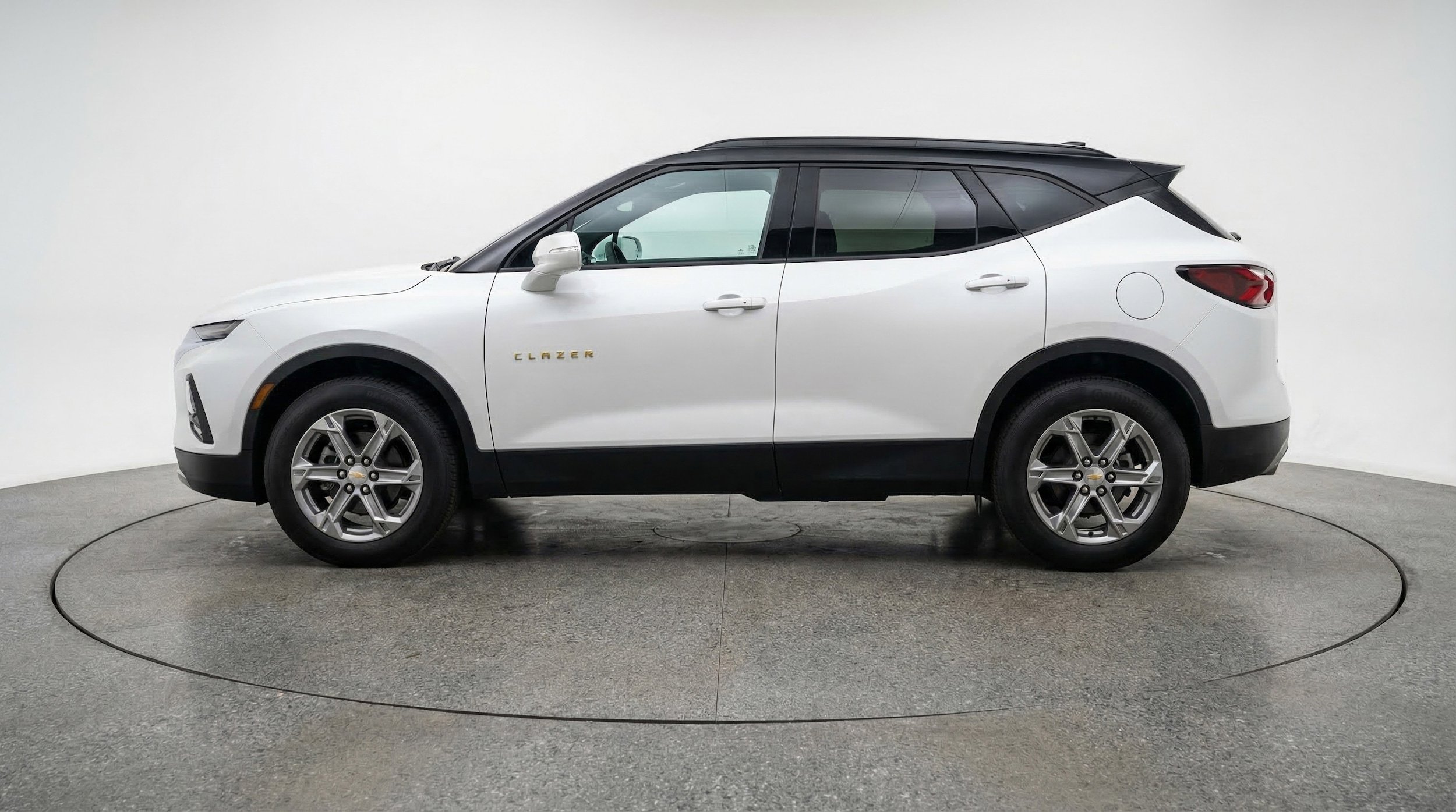 Thumbnail: 2025 Chevrolet Blazer - 4