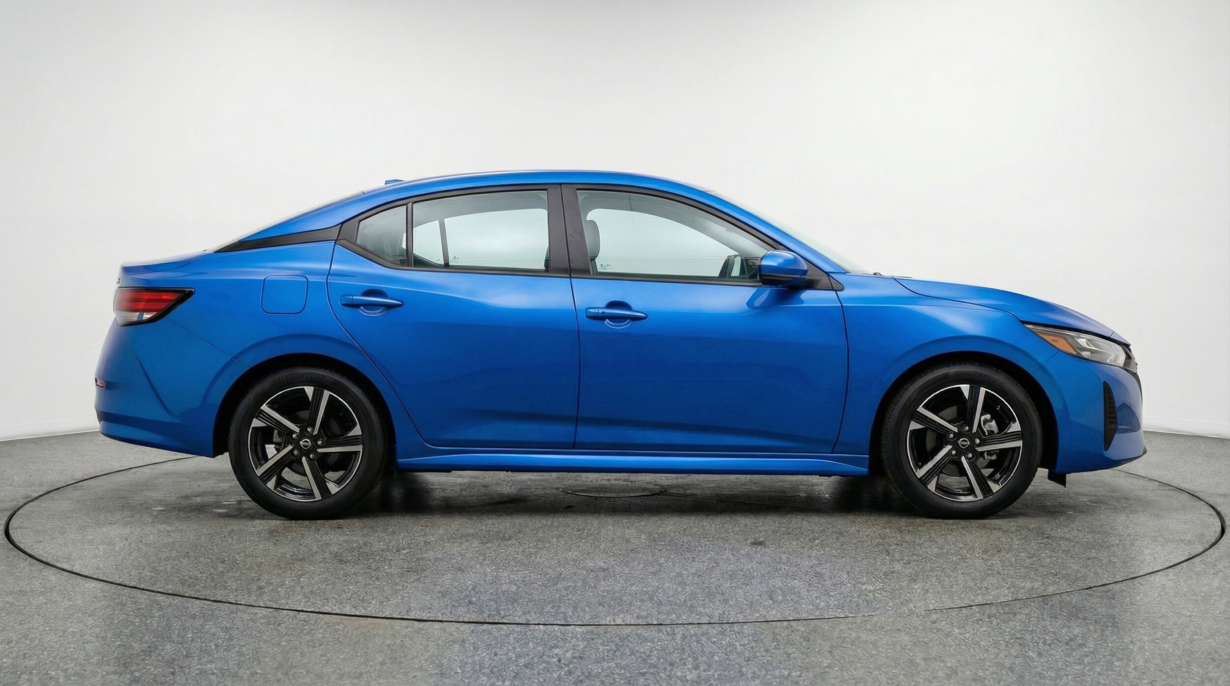 Thumbnail: 2025 Nissan Sentra - 11