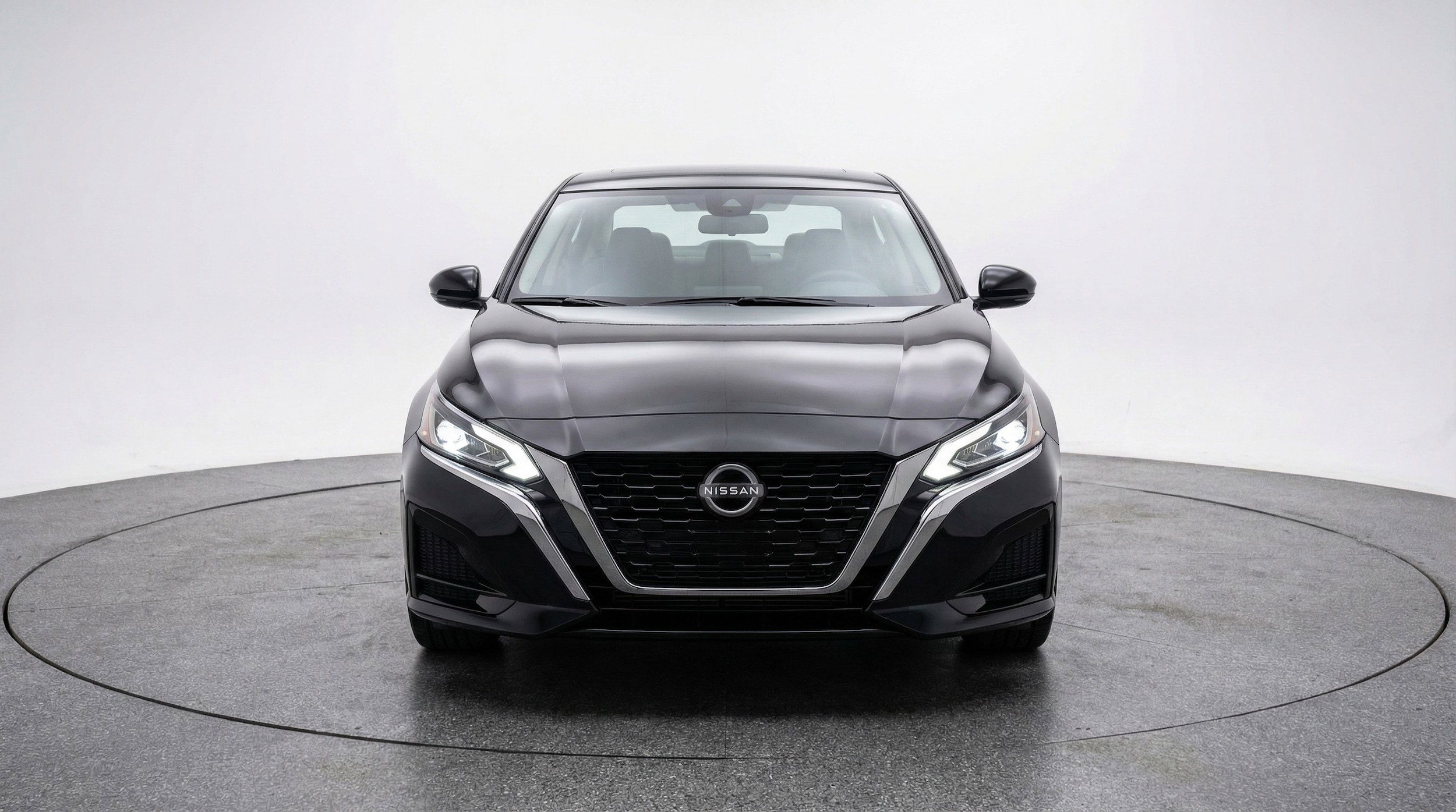 Thumbnail: 2025 Nissan Altima - 2