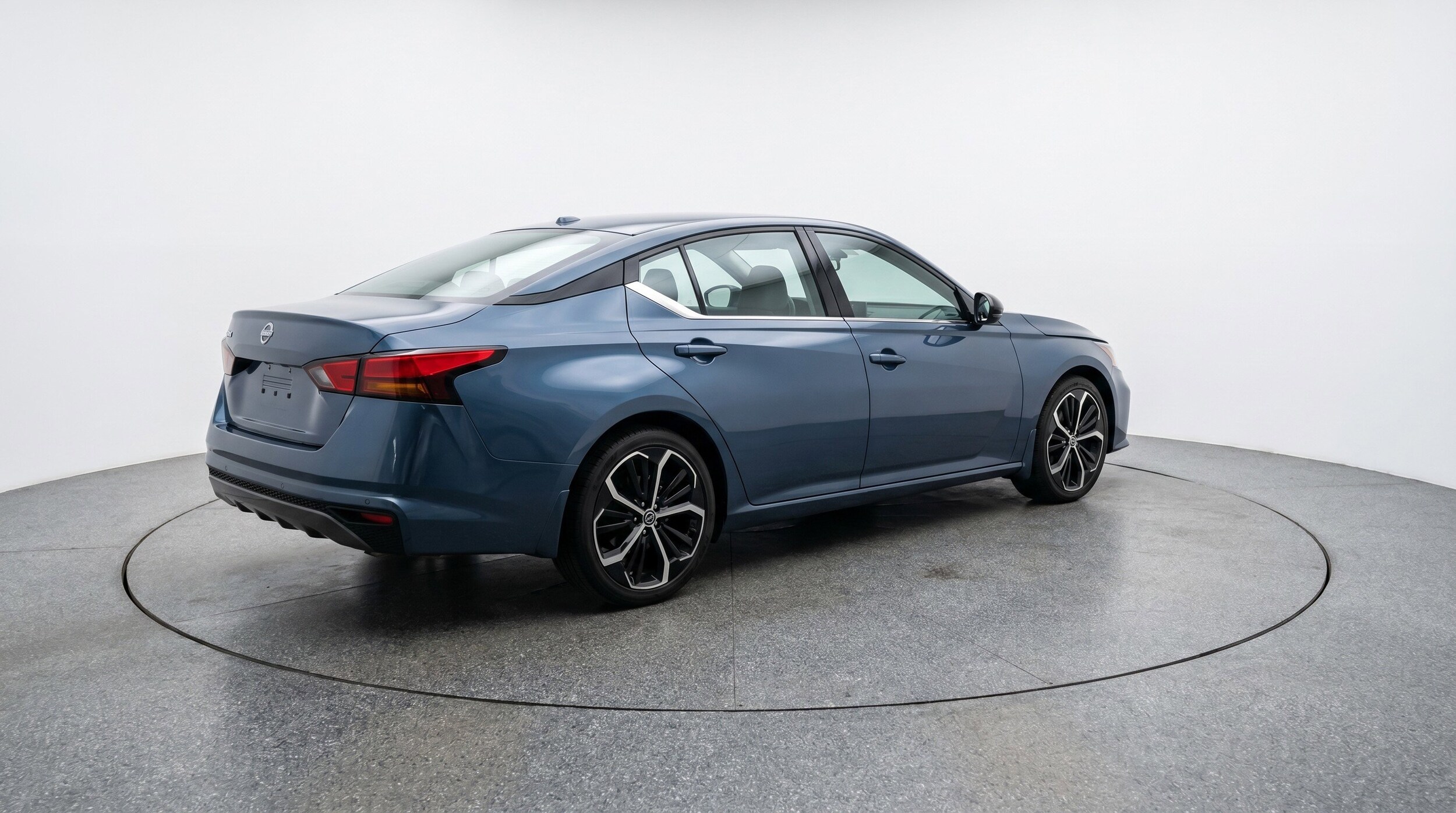 Thumbnail: 2025 Nissan Altima - 9