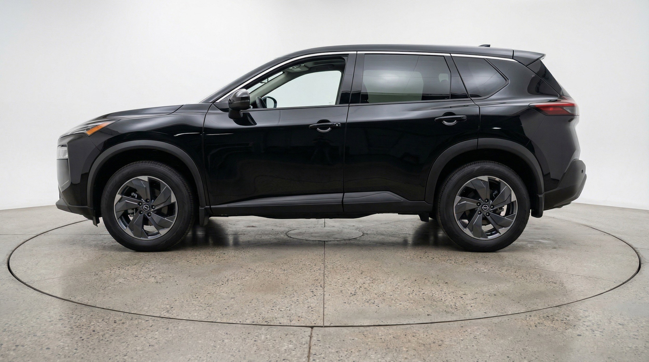 Thumbnail: 2025 Nissan Rogue - 5