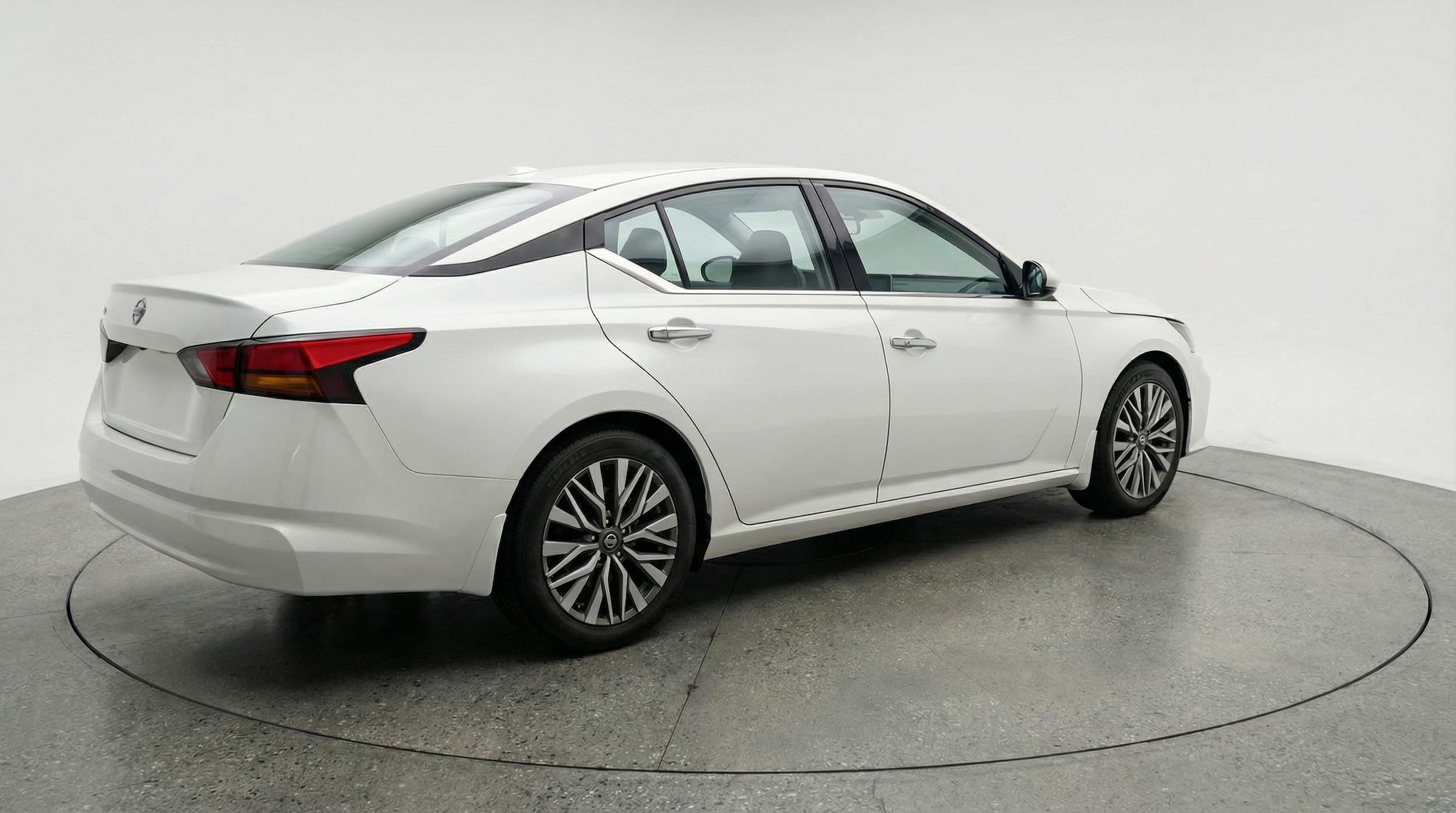 Thumbnail: 2025 Nissan Altima - 7