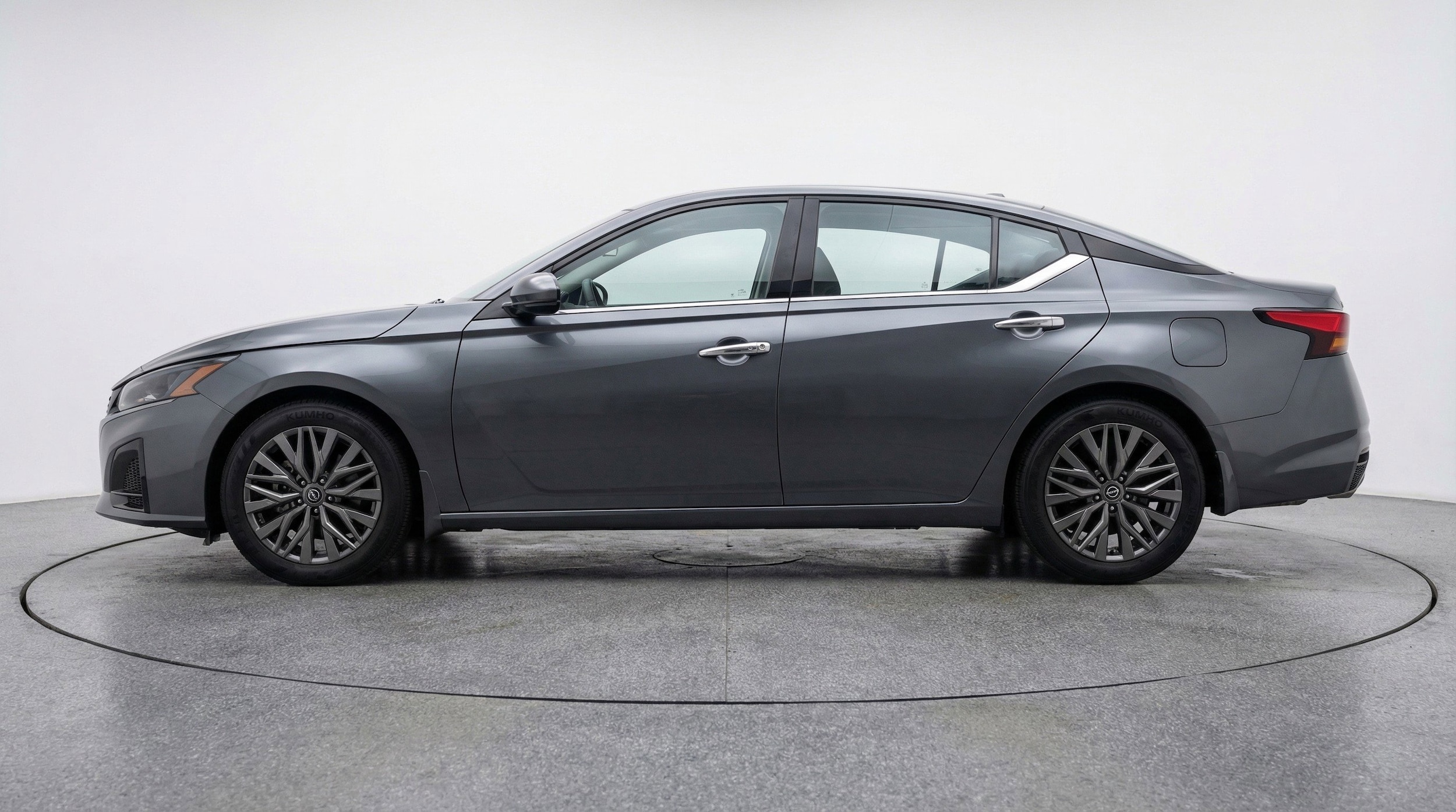 Thumbnail: 2025 Nissan Altima - 5